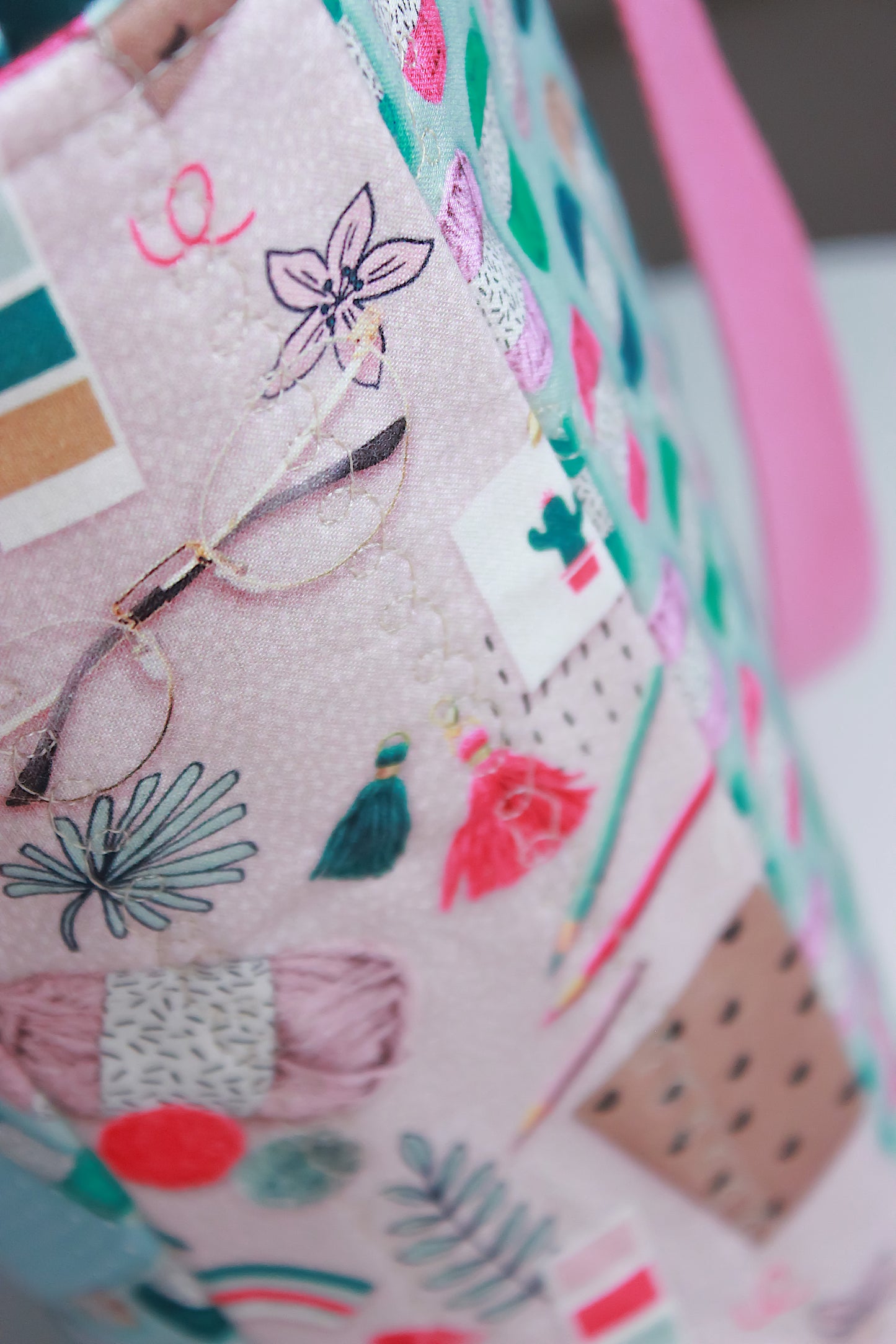 Handmade Patchwork Knitting & Crochet Project Bag – Yarn & Cat Design