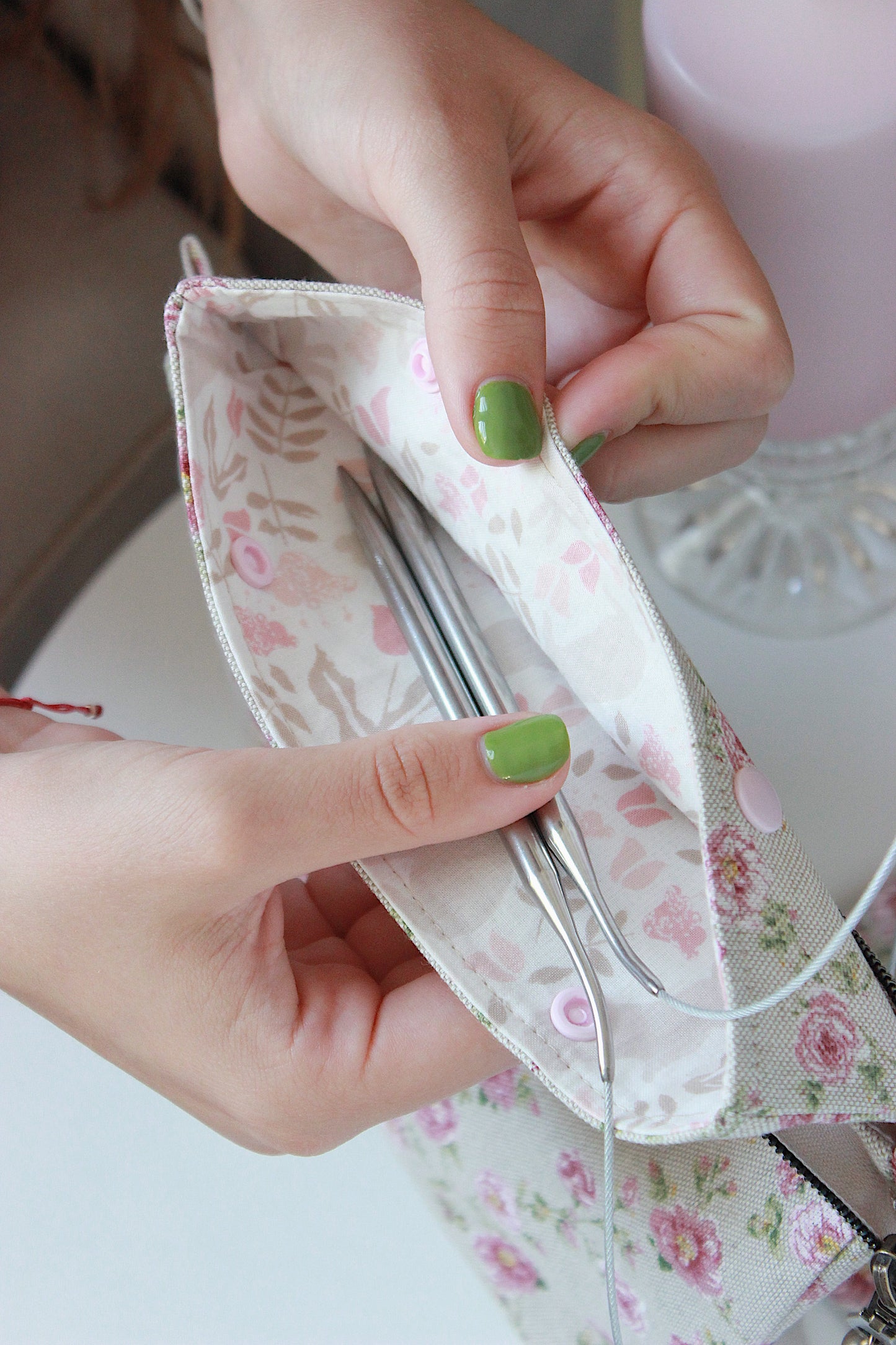 Knitting Project Bag with Built-in DPN Holder & Matching Squeeze Purse