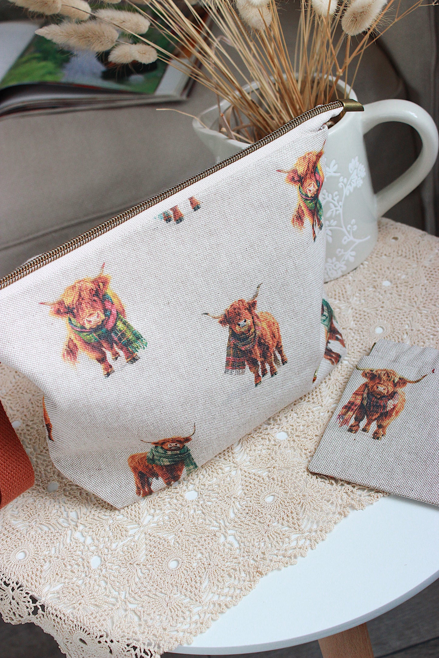 Knitting Project Bag with Built-in DPN Holder & Matching Squeeze Purse | Highland Cows Printed Digital Canvas Fabric