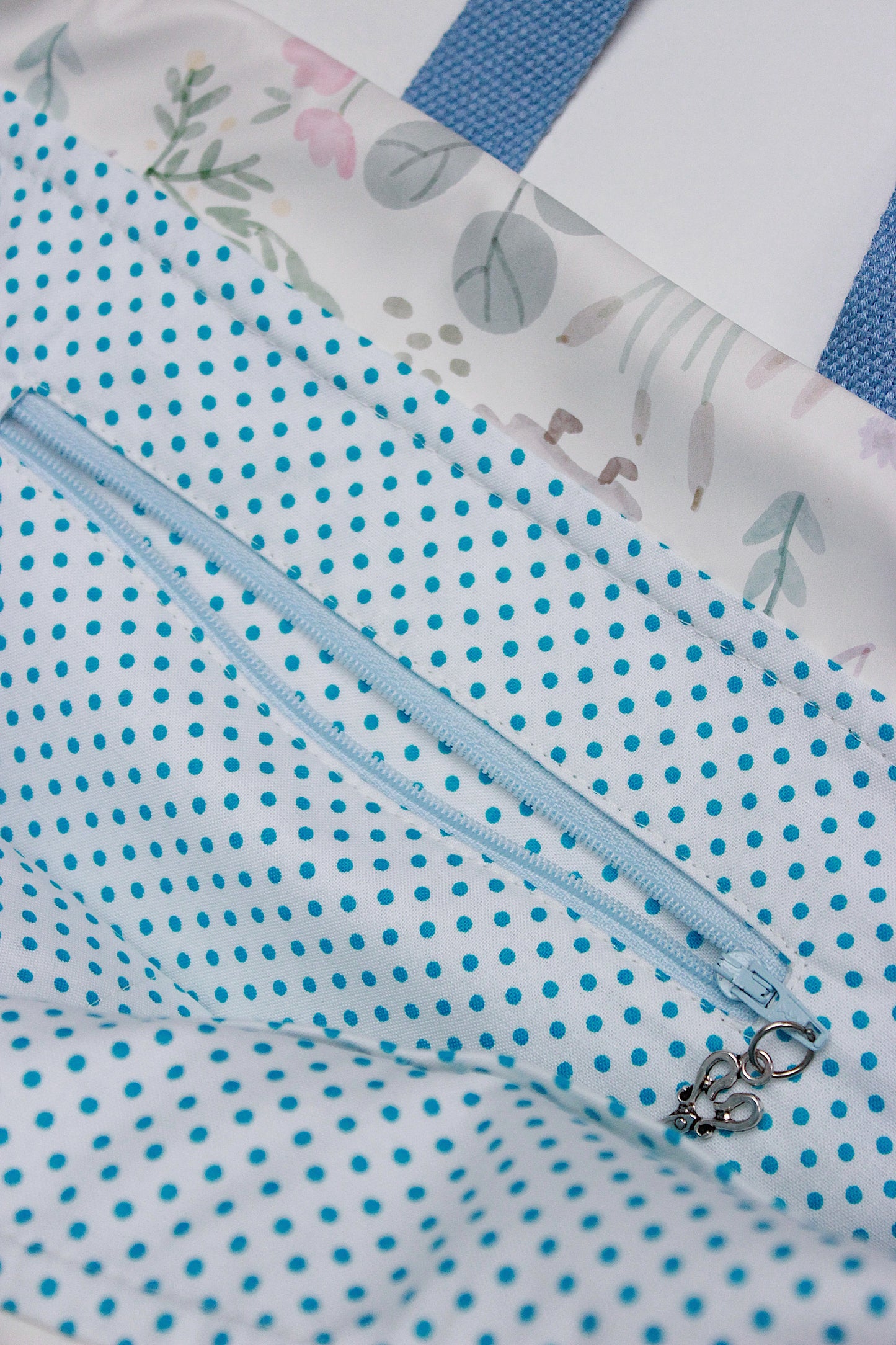 π Bunny & Hedgehog Large Waterproof Project Bag & Zipper Pouch
