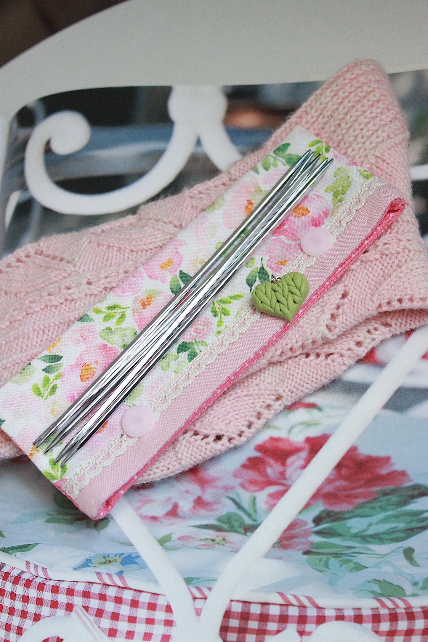 Pink Flowers & White Dots DPN Holder