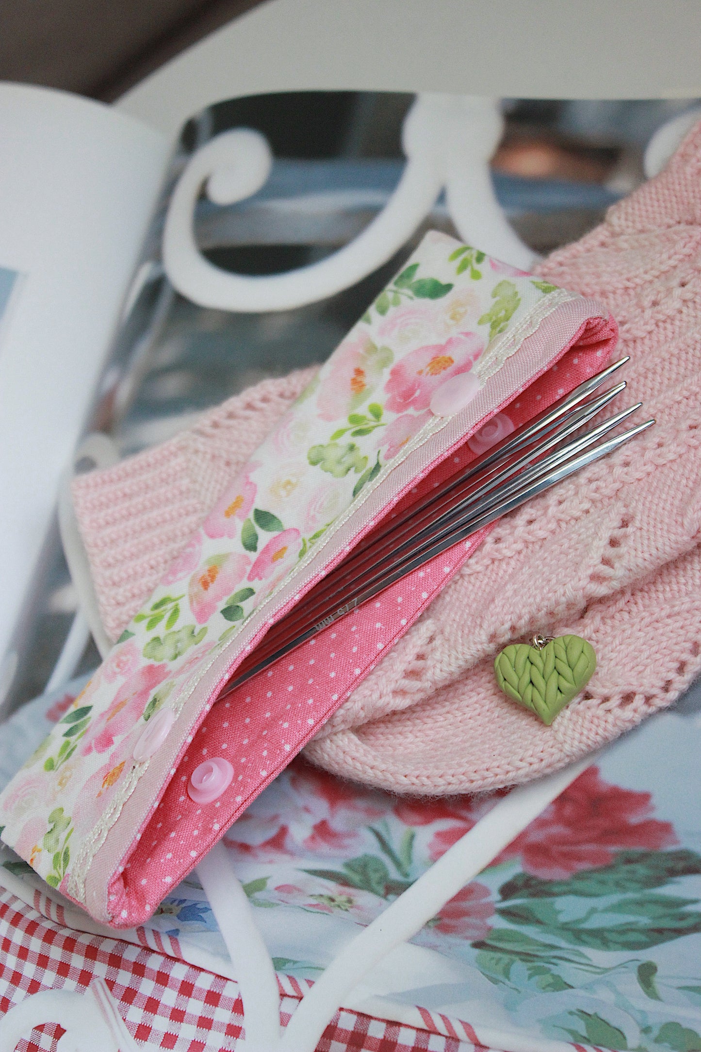 Pink Flowers & White Dots DPN Holder