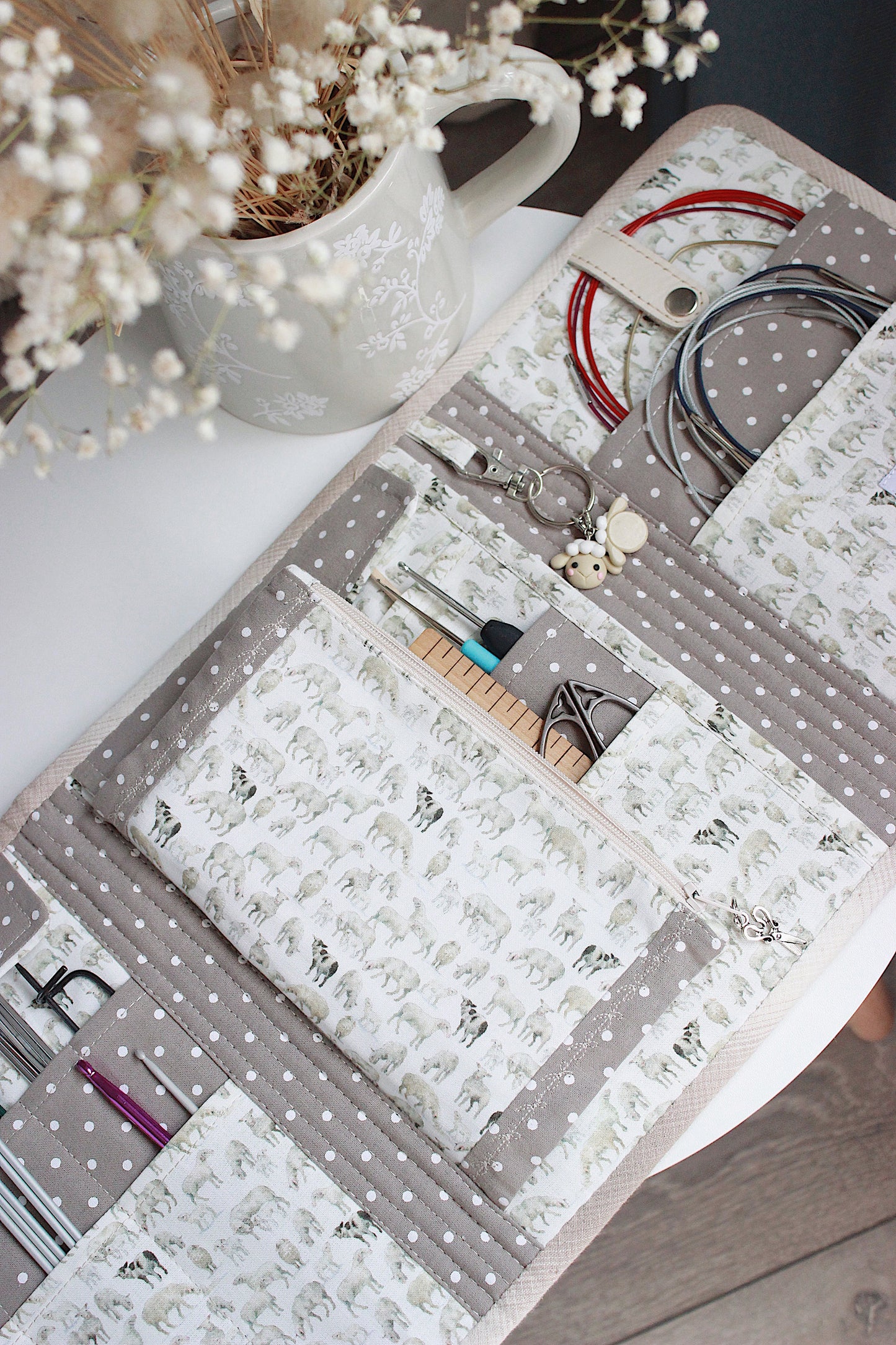 Sheep Allover Folded Knitting Needle Case