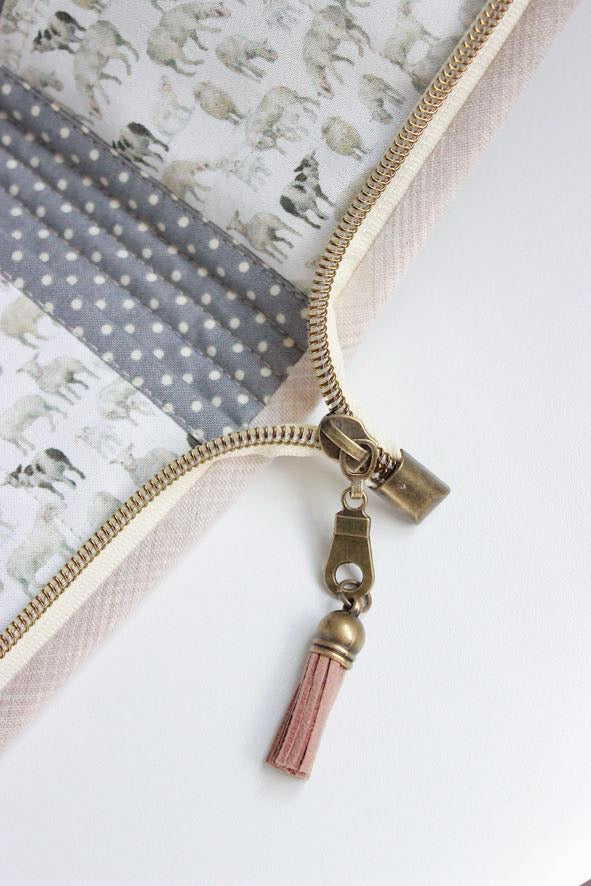 Sheep Allover Zipper Knitting Needle Case