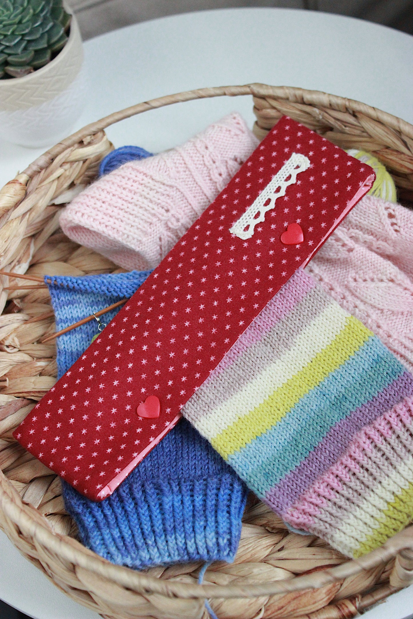 Pink Stars on Burgundy DPN Holder