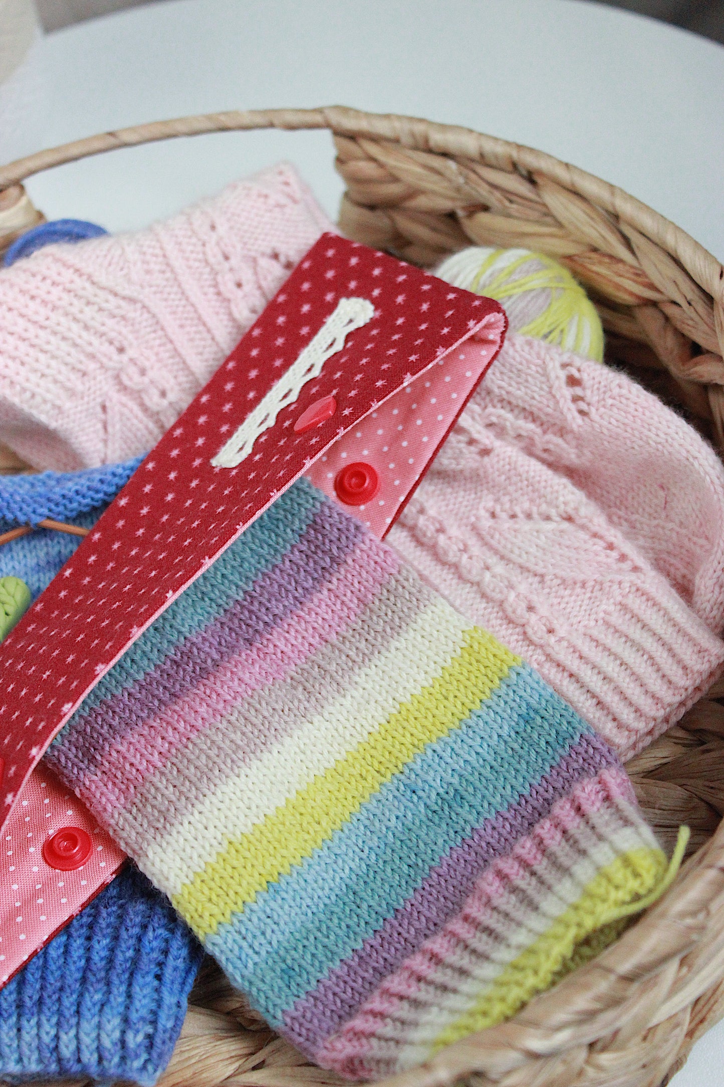 Pink Stars on Burgundy DPN Holder