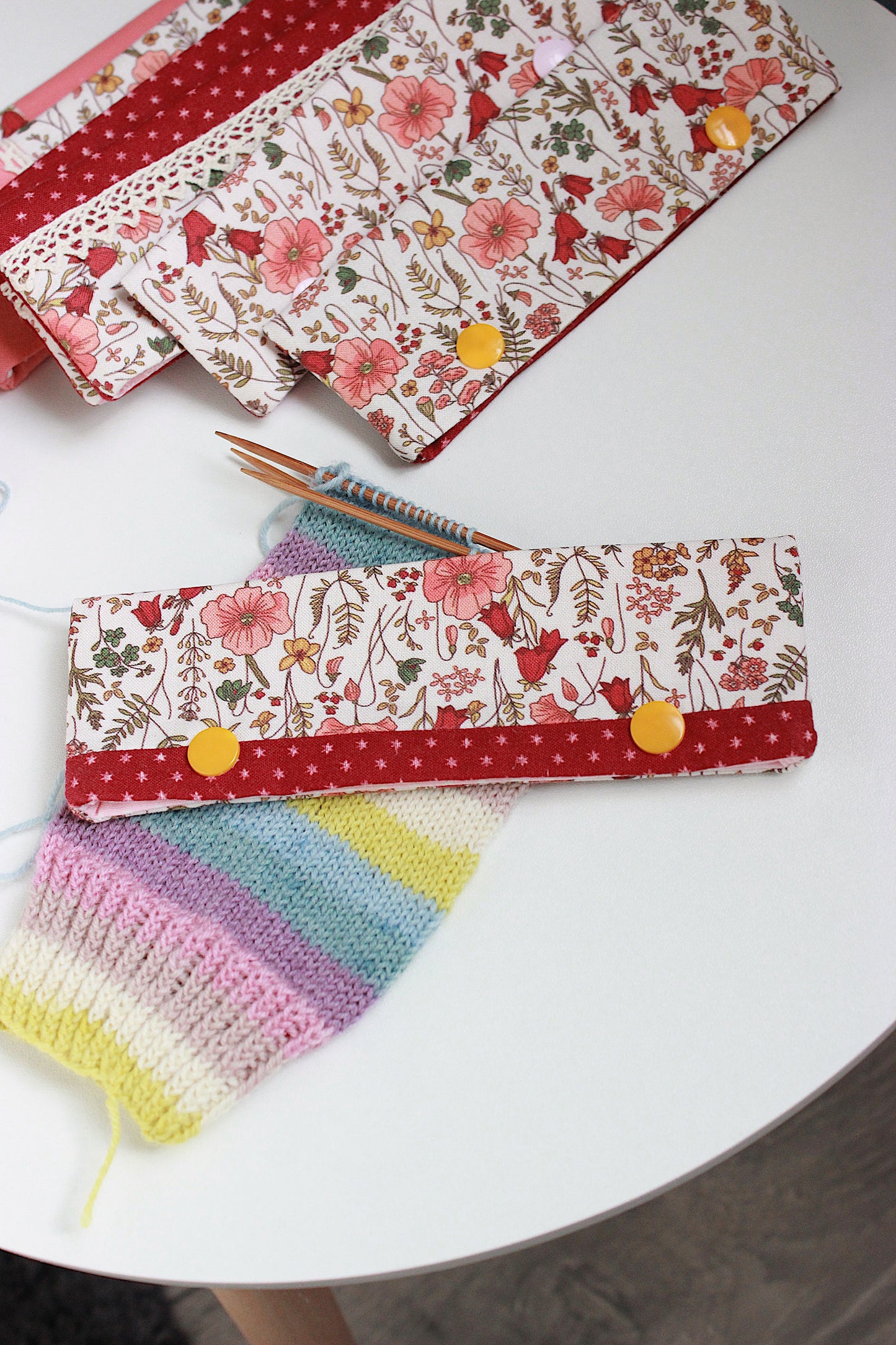 Floral & Burgundy Star Trim DPN Holder