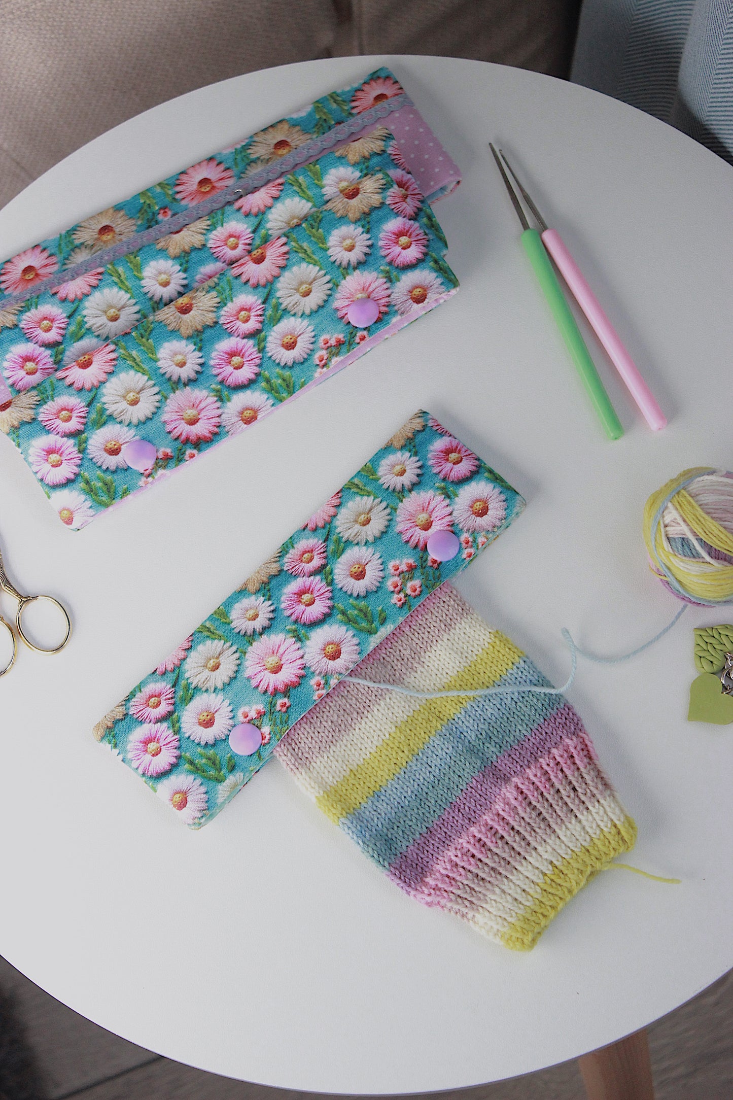 Embroidery Look Floral DPN/Crochet Hook Holder