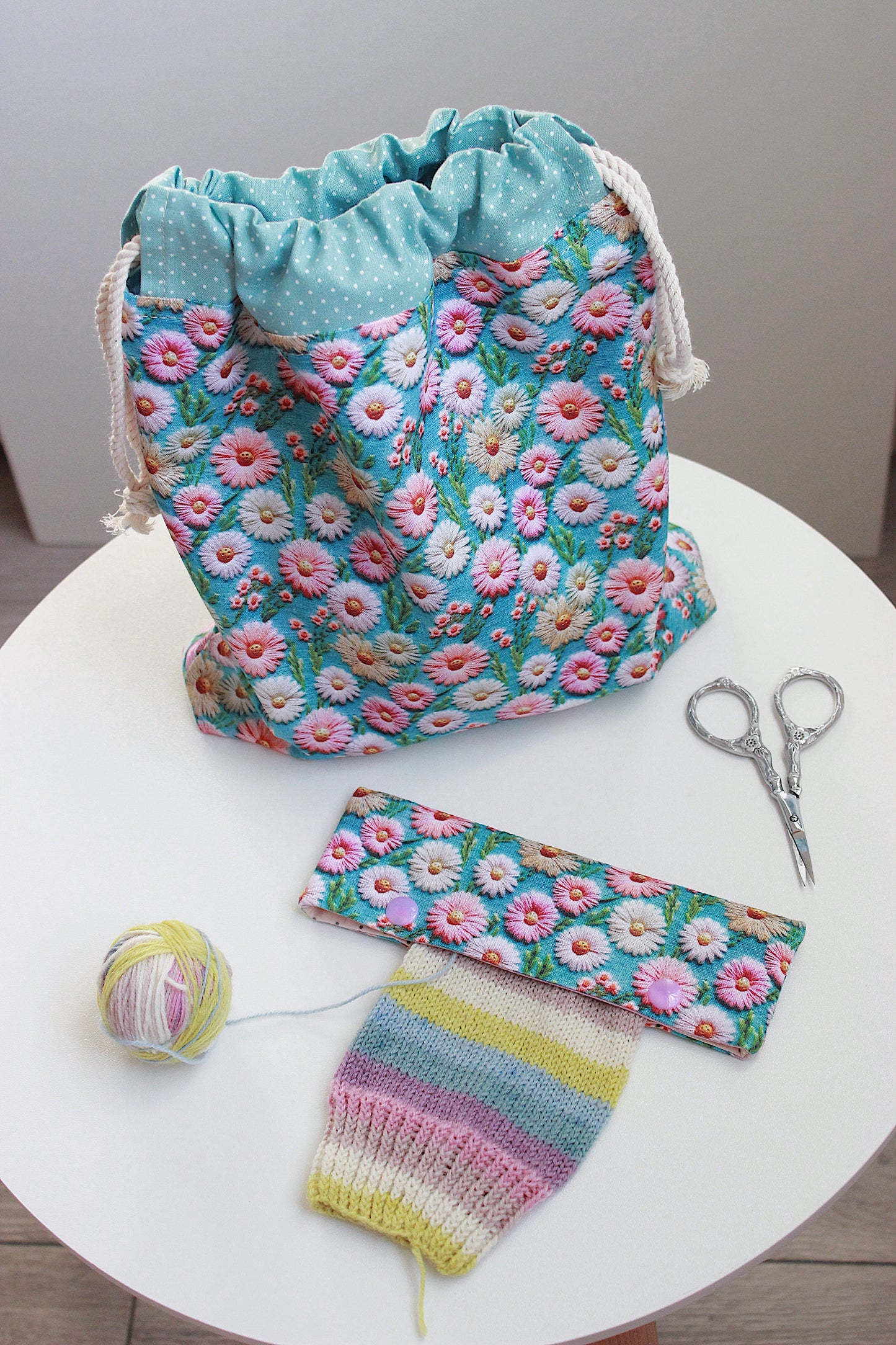 Embroidery Look Floral DPN/Crochet Hook Holder