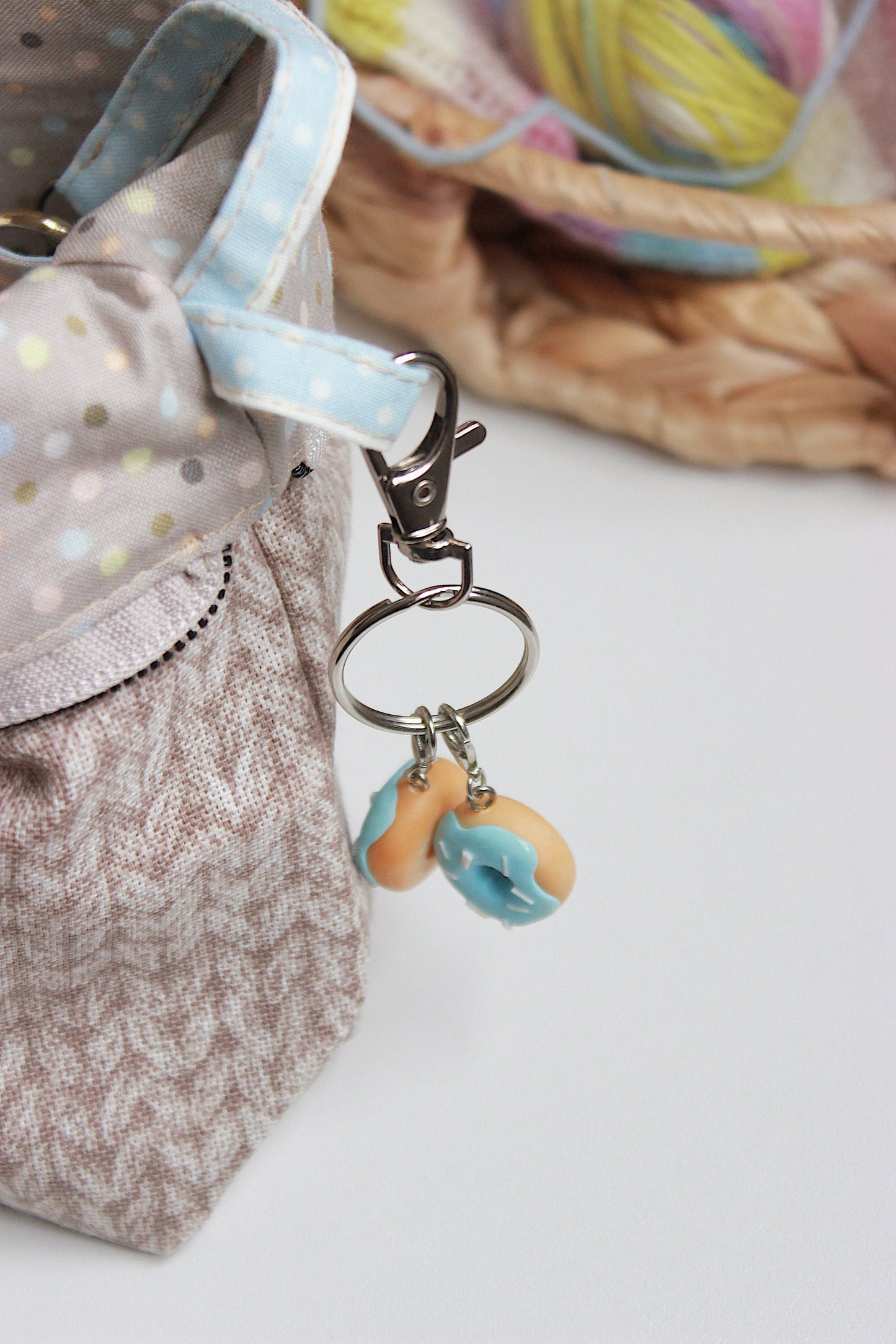 Beige Knitting Project Bag with Built-in DPN Holder & Matching Squeeze Purse