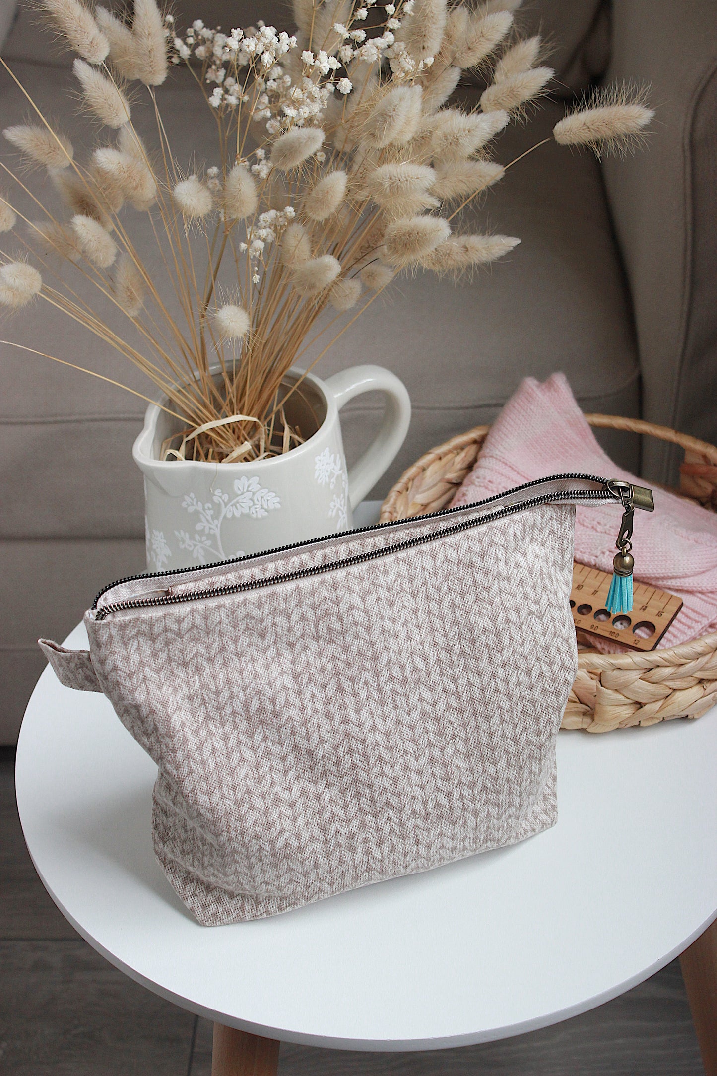 Beige Knitting Project Bag with Built-in DPN Holder & Matching Squeeze Purse