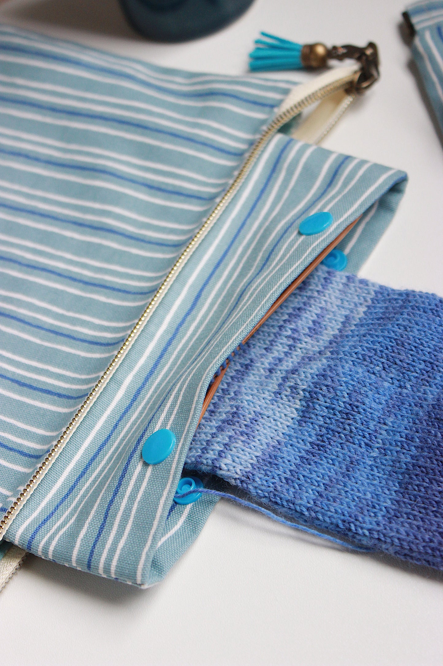 Blue Stripes Knitting Project Bag with Built-in DPN Holder & Matching Squeeze Purse
