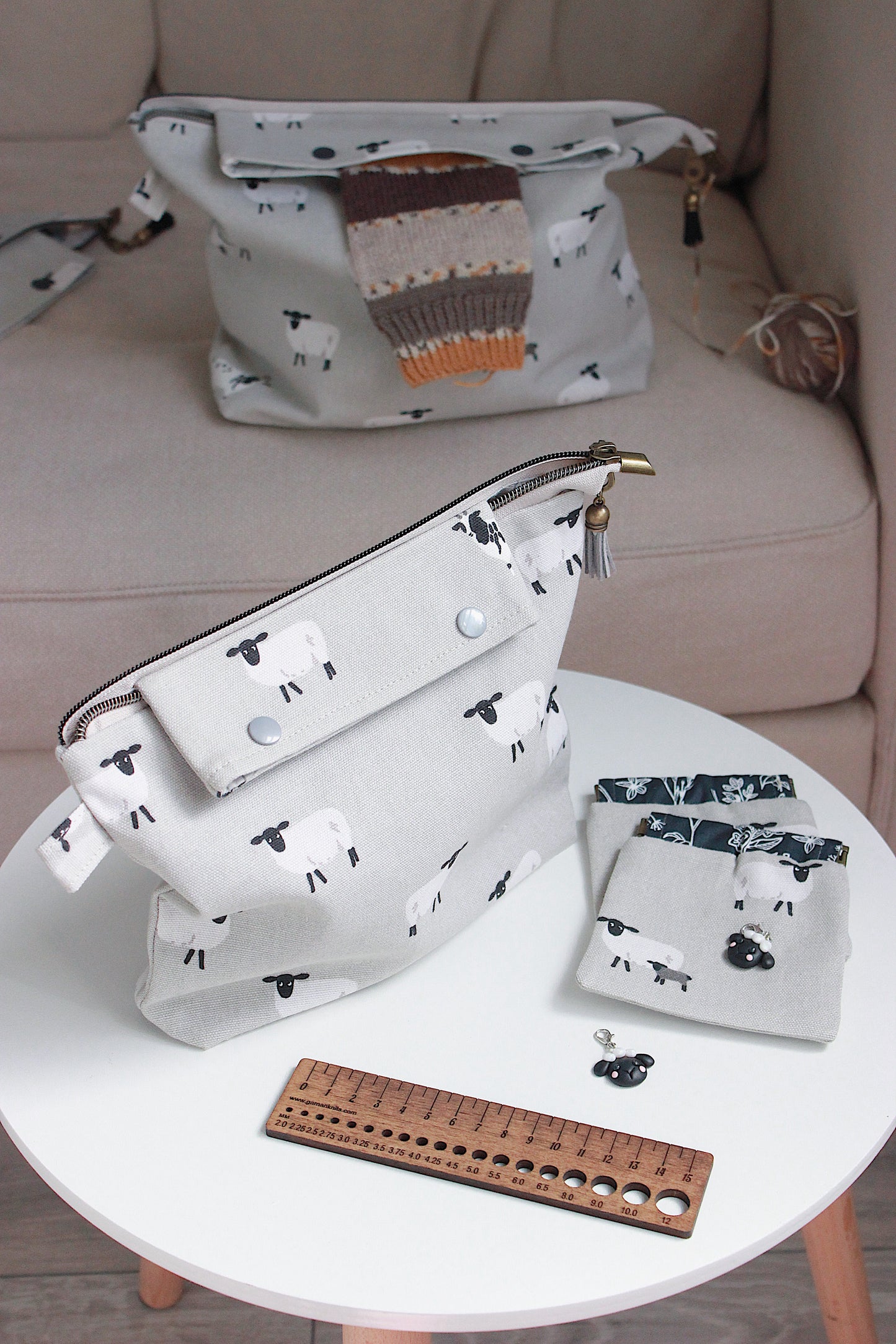 Sheep Knitting Project Bag with Built-in DPN Holder & Matching Squeeze Purse