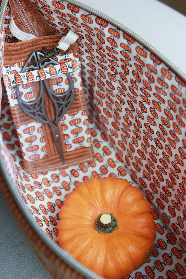 Quilted Ginger Corduroy Zipper Project Bag