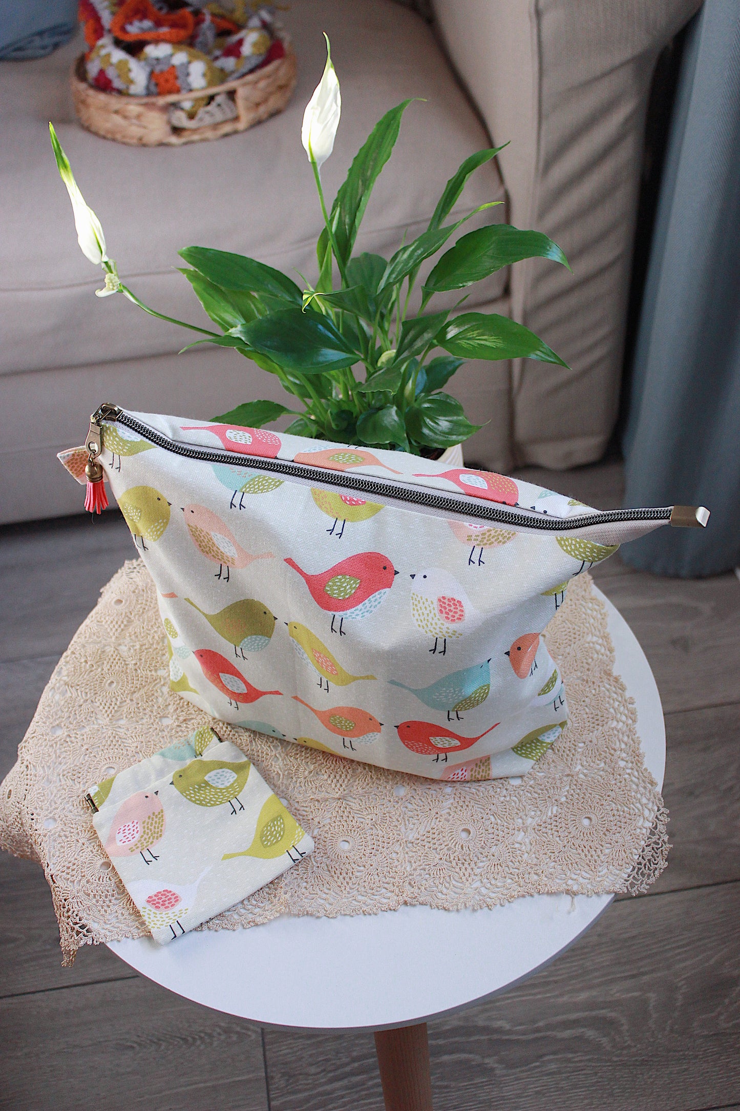 Lovely Birds Knitting Project Bag with Built-in DPN Holder & Matching Squeeze Purse