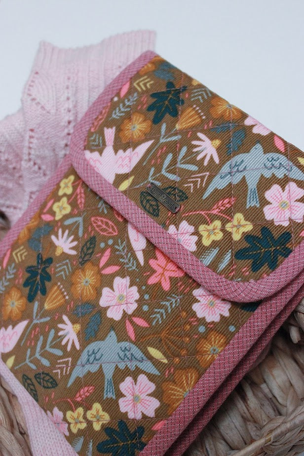 Floral Circular Knitting Needle Organiser
