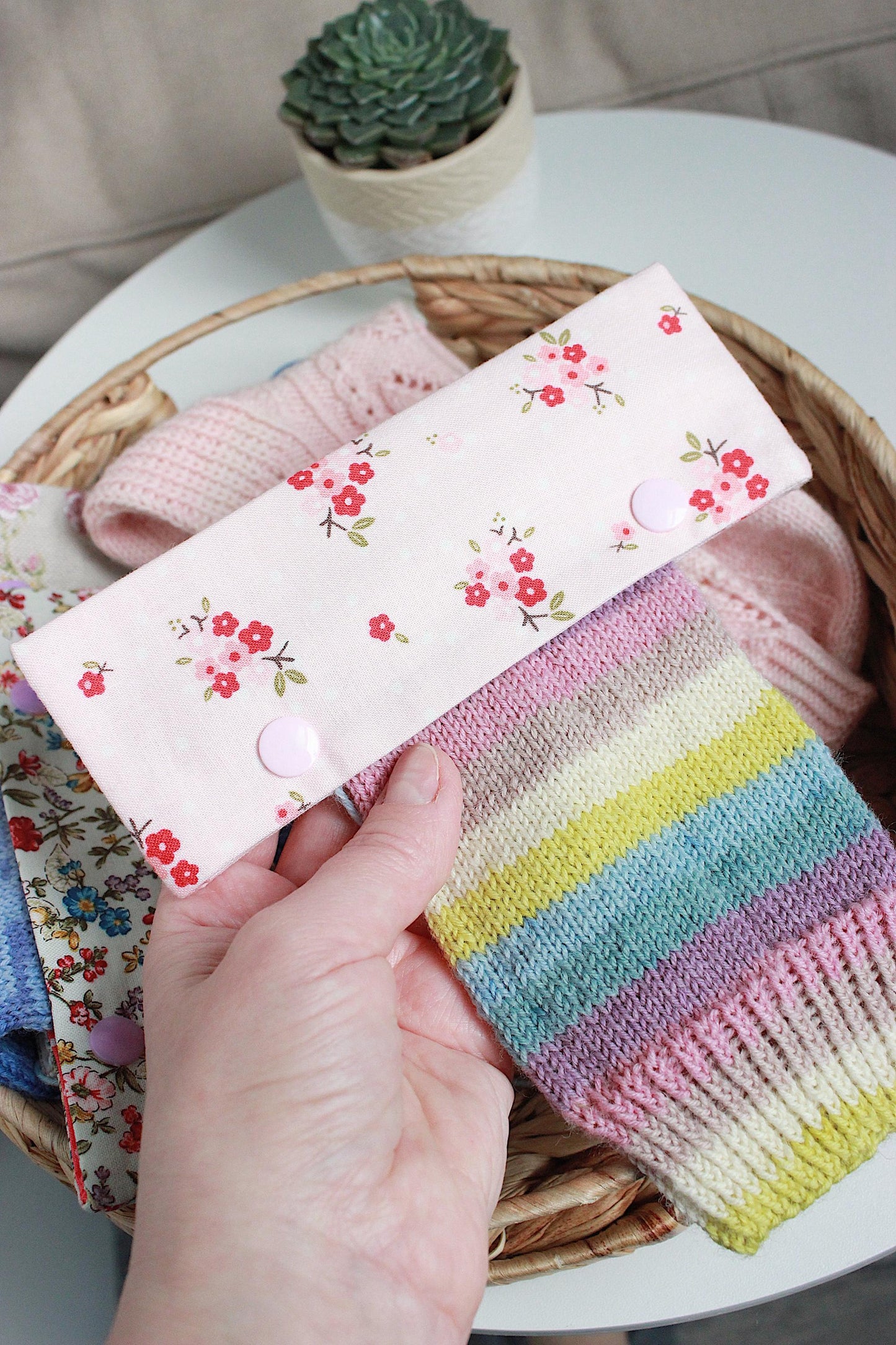 Charm Flowers DPN Holder