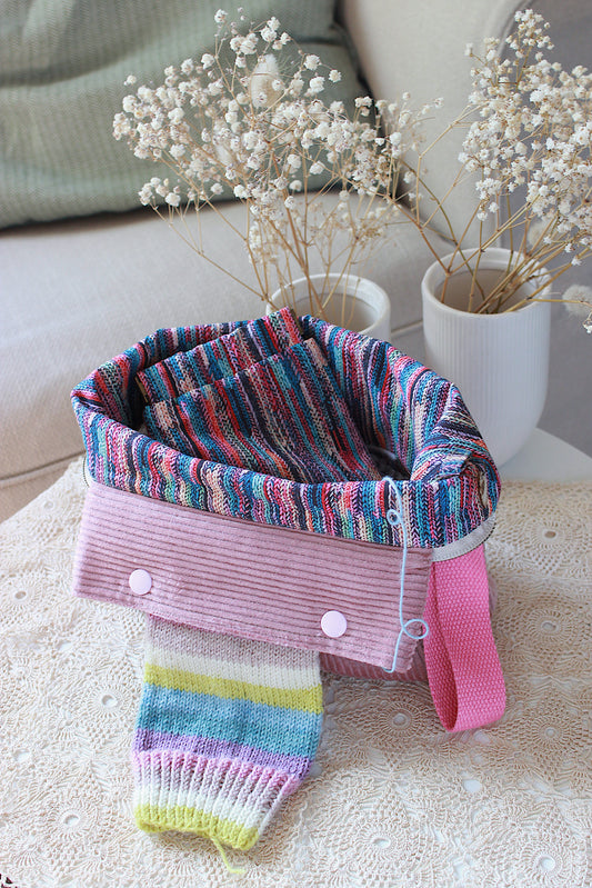 Dusty Pink Corduroy Knitting Project Bag with Built-in Needle Holder & Matching Squeeze Purse |Handmade To Order