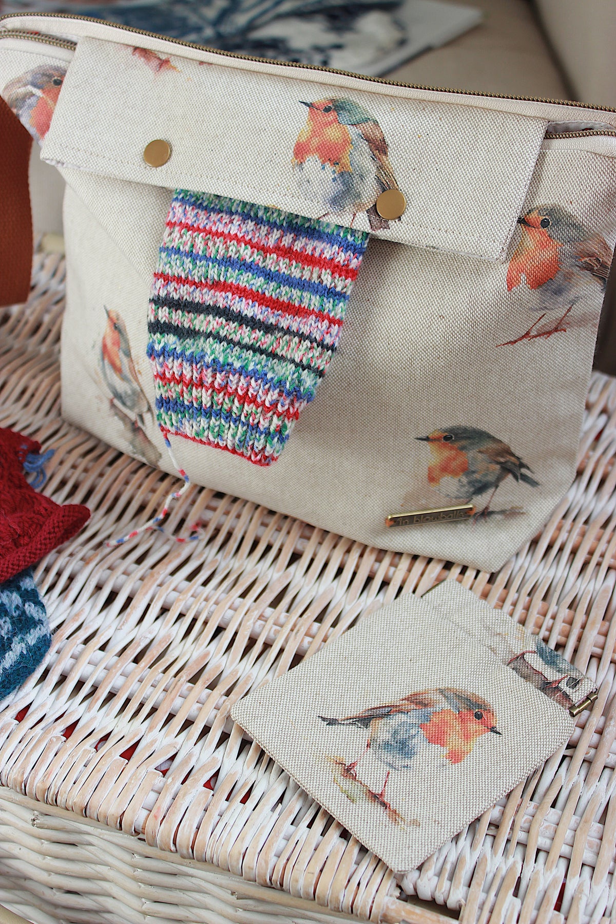 Knitting Project Bag with Built-in 20cm 8” DPN Holder & Matching Squeeze Purse | Robins Printed Digital Canvas Fabric | Christmas