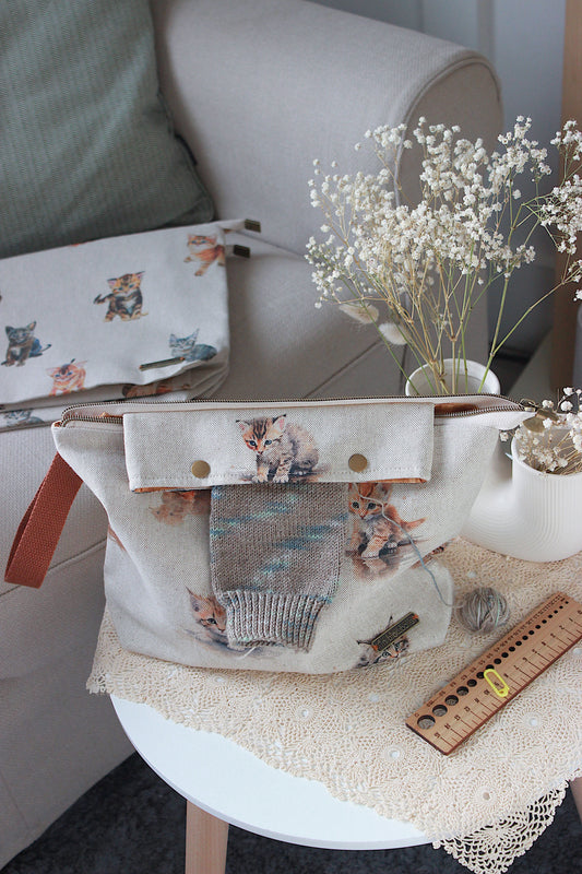 Cats Knitting Project Bag with Built-in DPN Holder & Matching Squeeze Purse | Handmade To Order