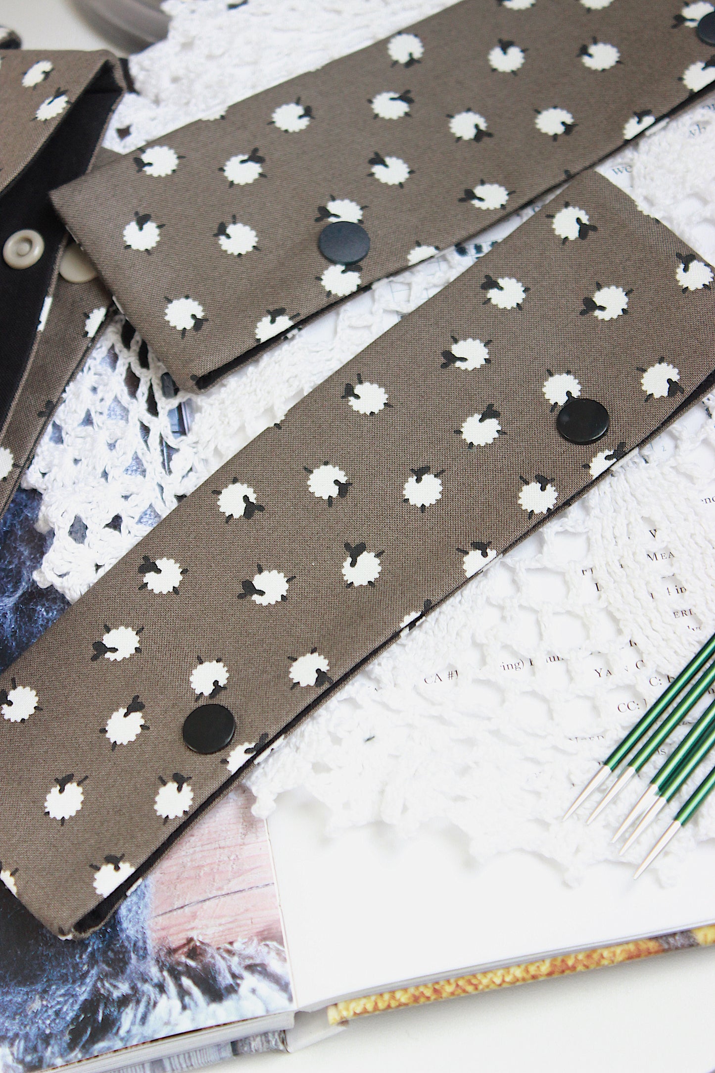 Sheep Allover Knitting Needle Holder 20cm 8”