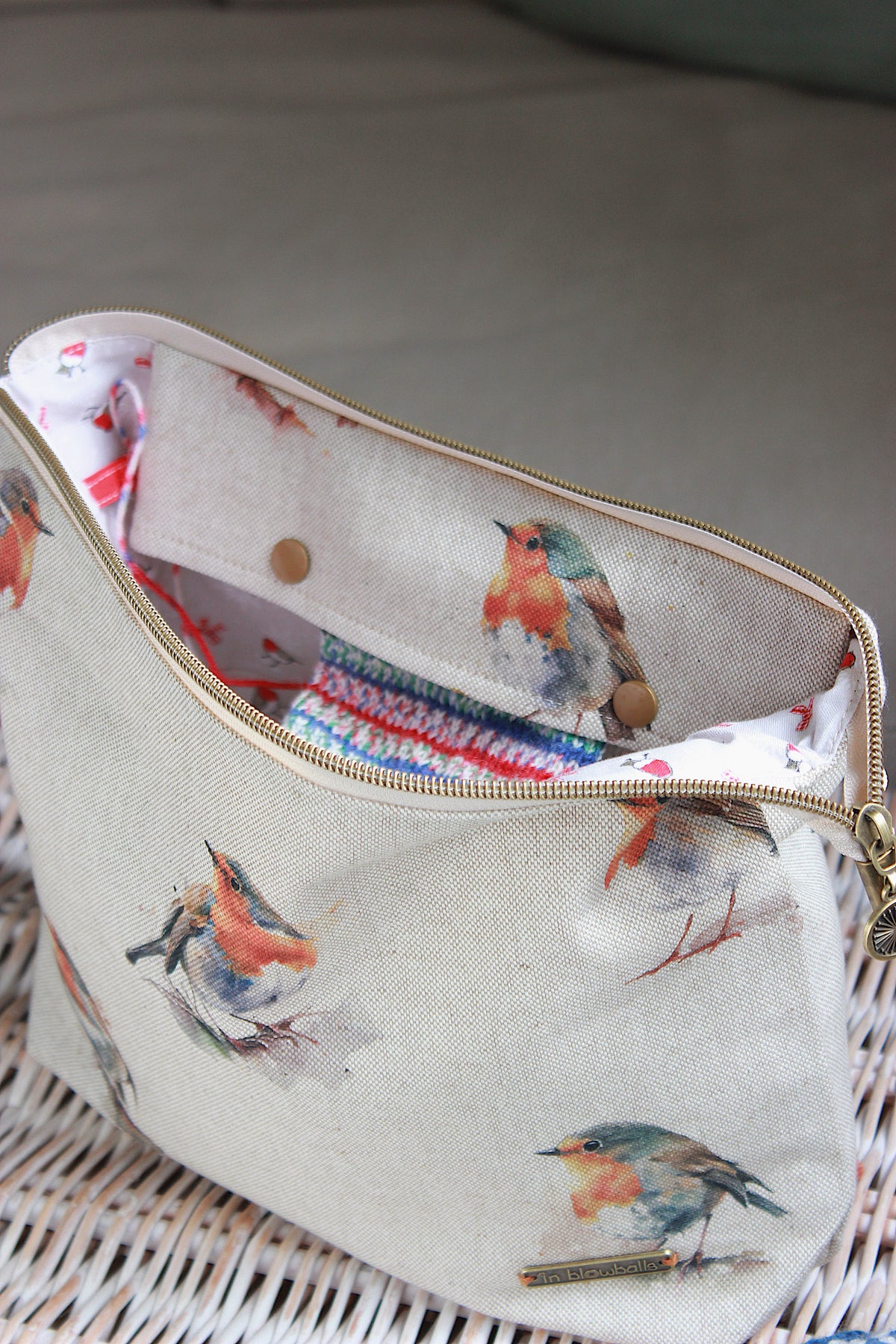Knitting Project Bag with Built-in 20cm 8” DPN Holder & Matching Squeeze Purse | Robins Printed Digital Canvas Fabric | Christmas
