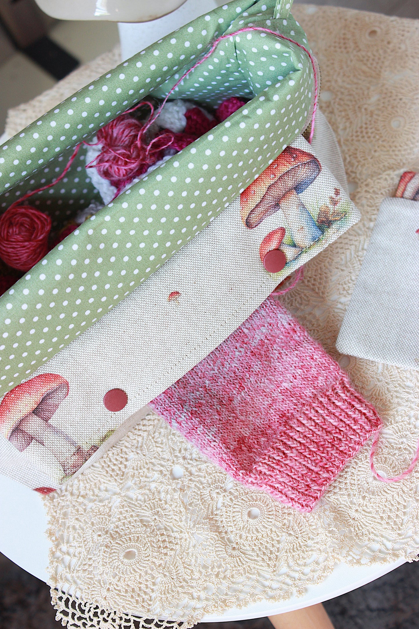 Knitting Project Bag with Built-in 20cm 8” DPN Holder & Matching Squeeze Purse | Mushrooms Printed Digital Canvas Fabric