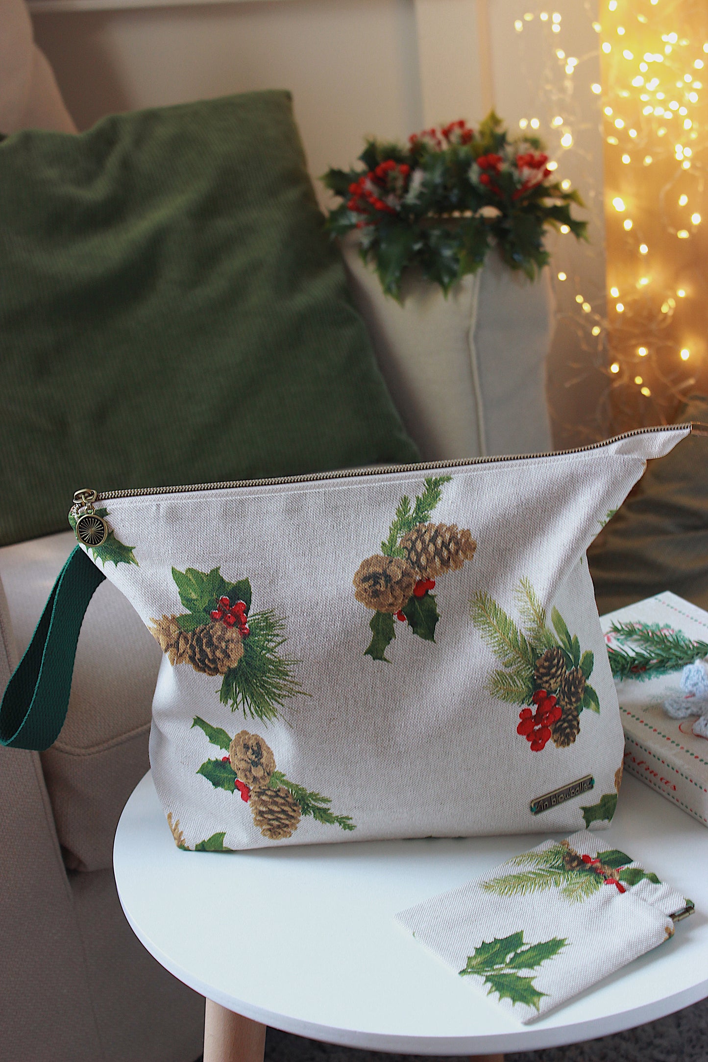 Christmas Knitting Project Bag with Built-in 20cm 8” Needle Holder | Printed Digital Canvas Fabric | Glitter Cotton Lining