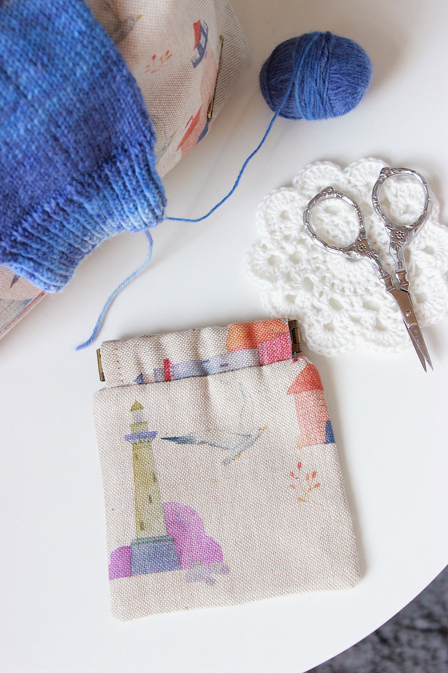 Knitting Project Bag with Built-in 20cm 8” DPN Holder & Matching Squeeze Purse | Coastal Romance Printed Digital Canvas Fabric
