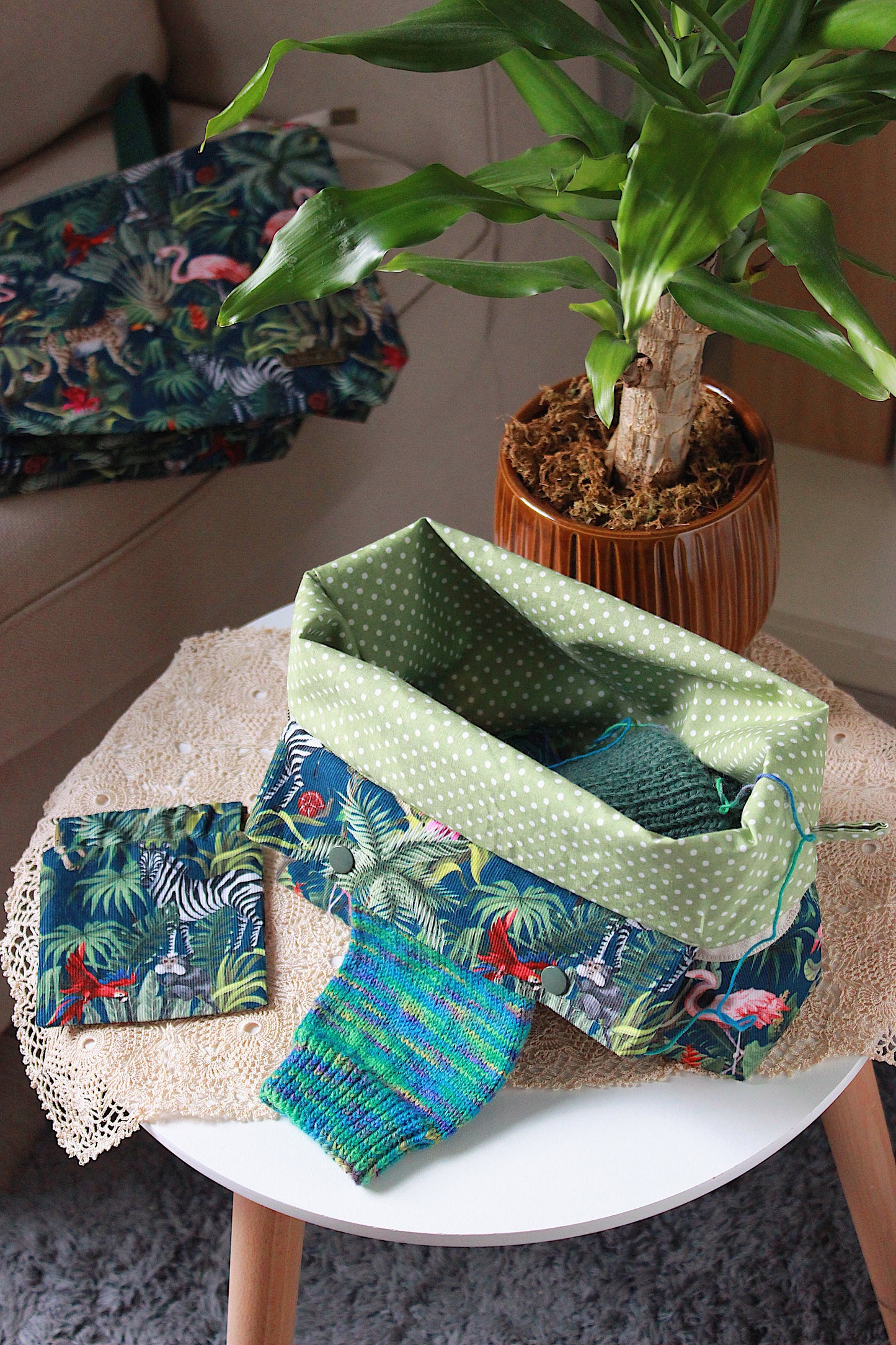 Jungle Print Needlecord Knitting Project Bag with Built-in DPN Holder & Squeeze Purse