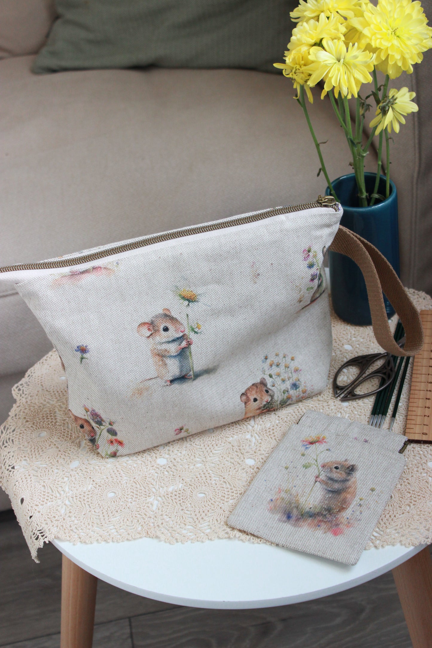 Knitting Project Bag with Built-in DPN Holder & Matching Squeeze Purse | Hamsters Printed Digital Canvas Fabric