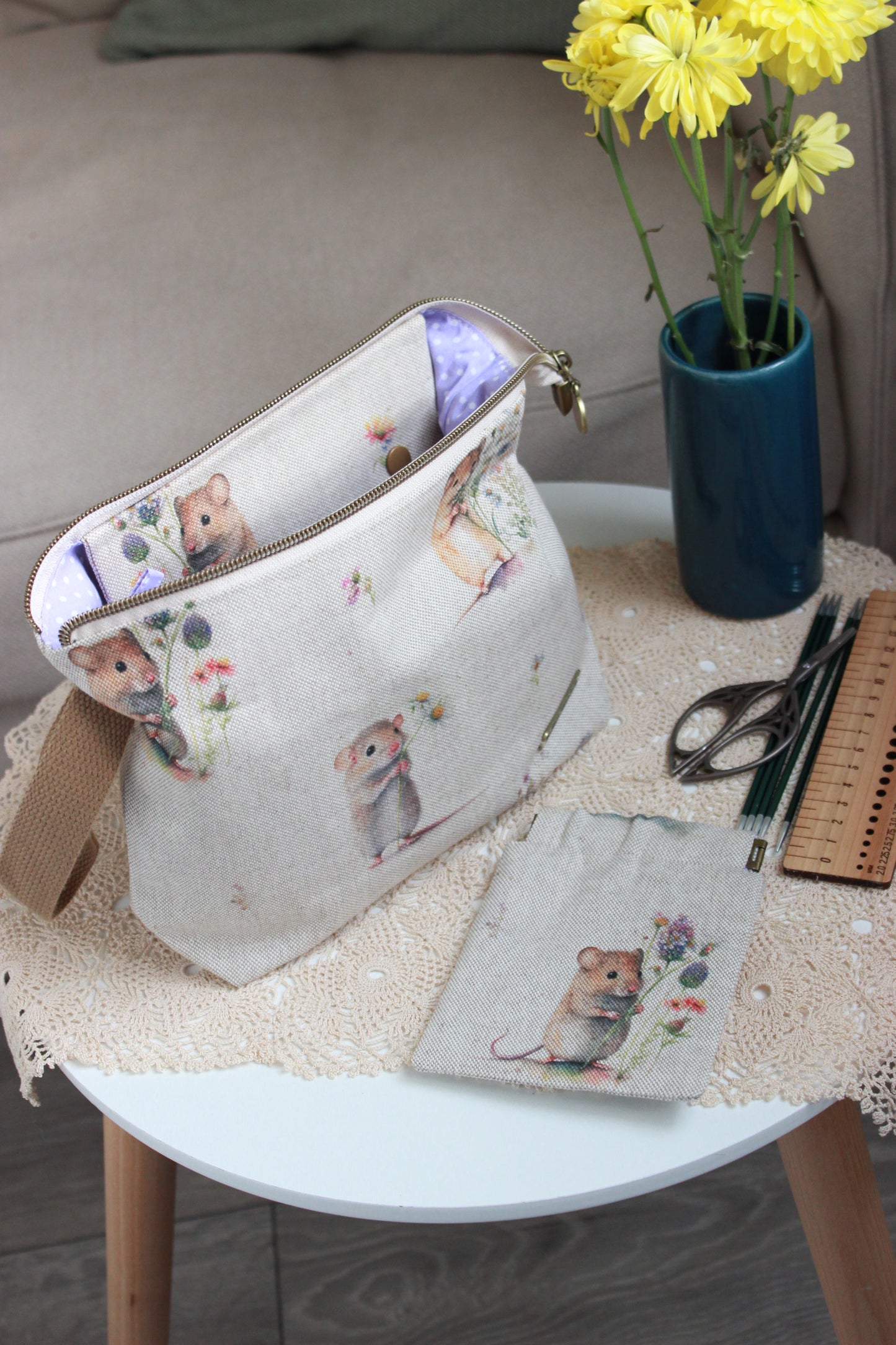 Knitting Project Bag with Built-in DPN Holder & Matching Squeeze Purse | Hamsters Printed Digital Canvas Fabric