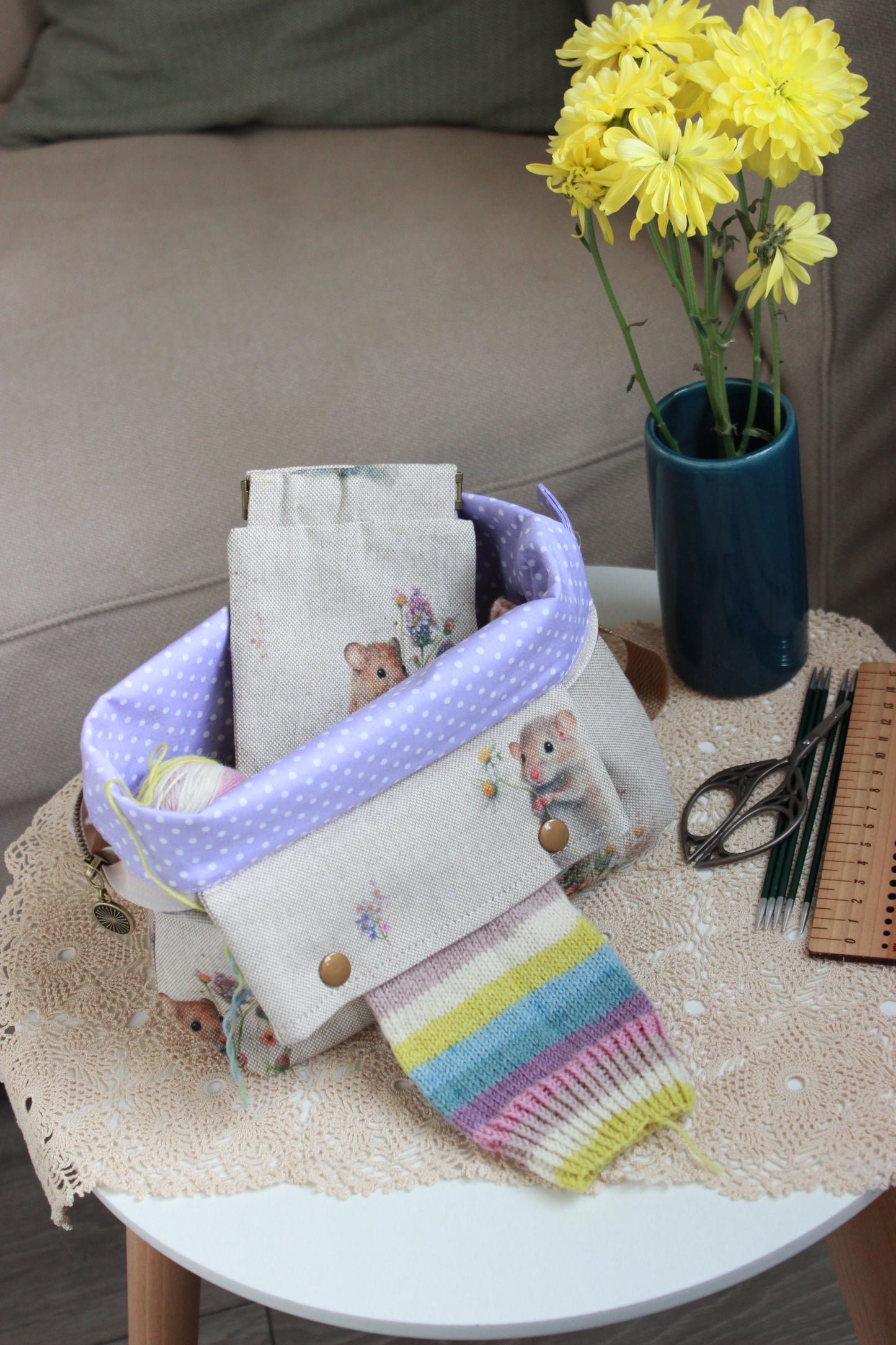 Knitting Project Bag with Built-in DPN Holder & Matching Squeeze Purse | Hamsters Printed Digital Canvas Fabric