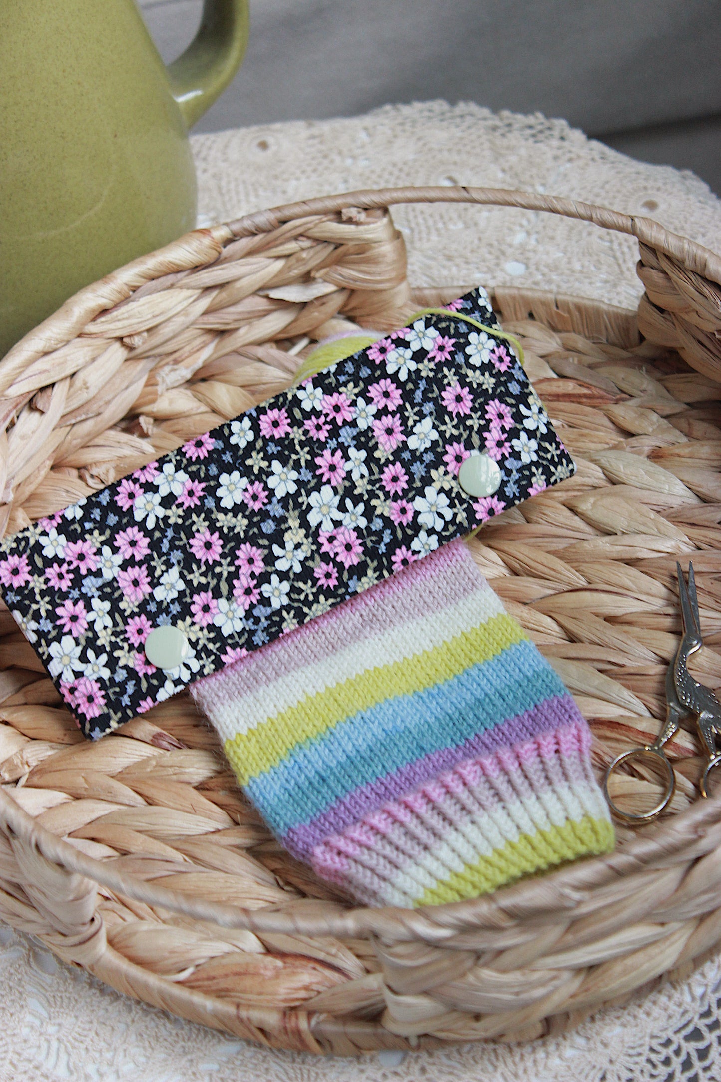 Floral Needlecord Knitting Needle Holder 15cm 6”