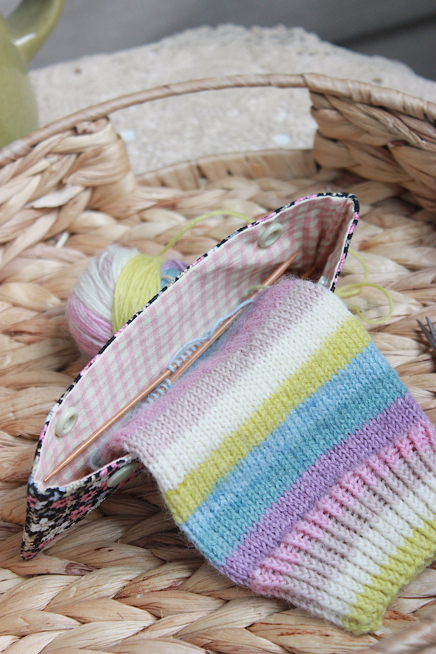 Floral Needlecord Knitting Needle Holder 15cm 6”