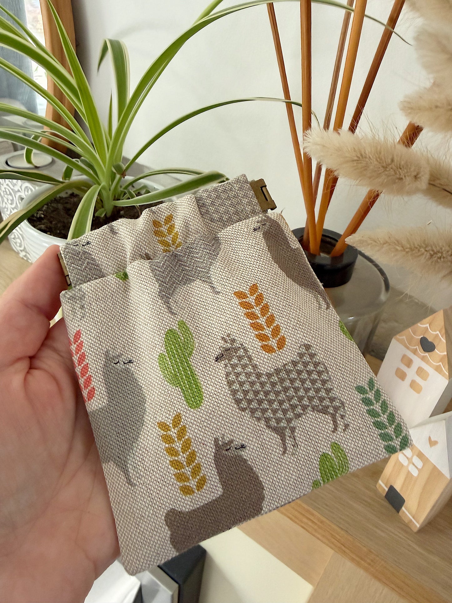 Alpacas Knitting Project Bag with Built-in DPN cosy | Printed Digital Canvas Fabric| Handmade To Order