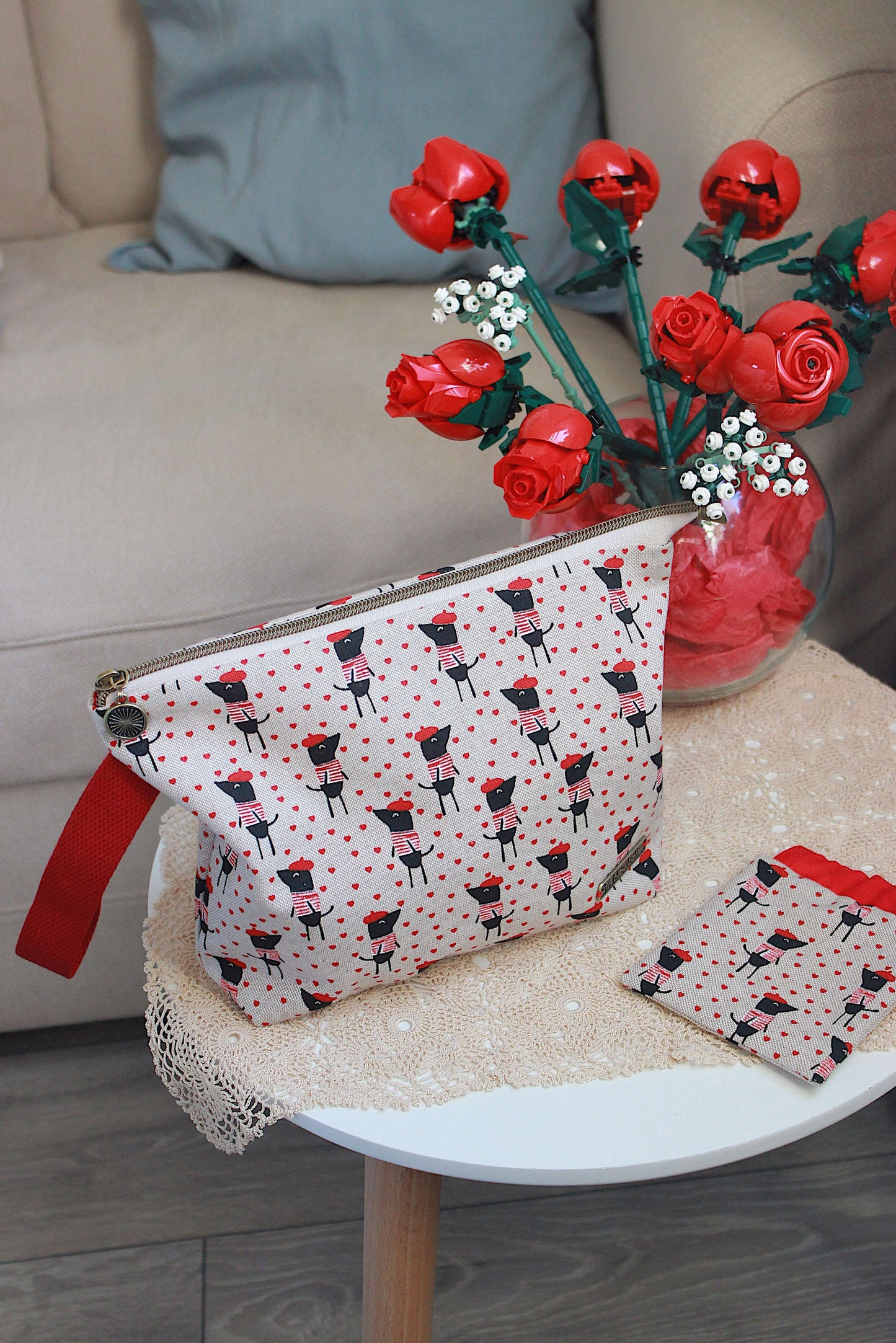 Knitting Project Bag with Built-in DPN Holder & Matching Squeeze Purse – “Paris Dogs” Print