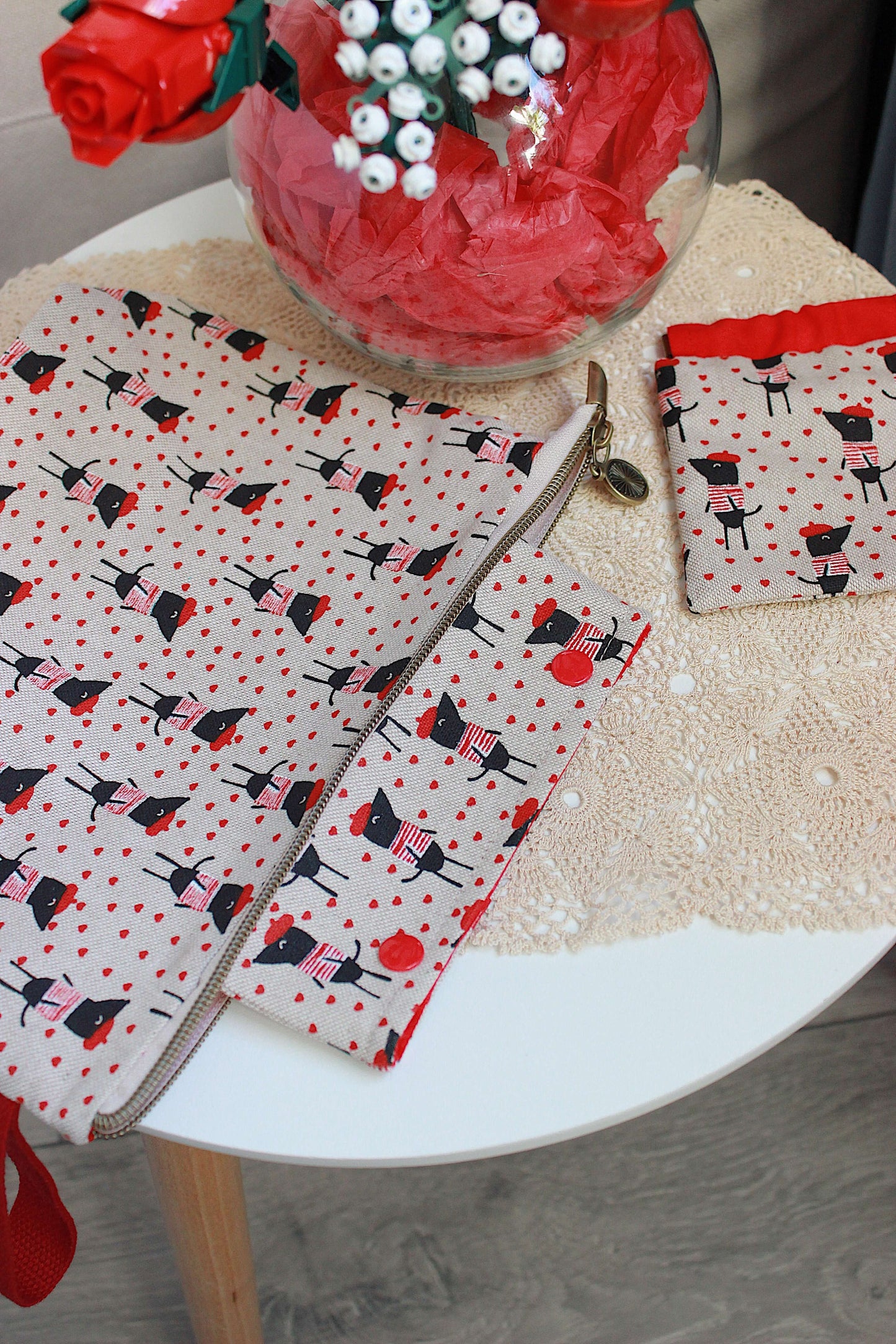 Knitting Project Bag with Built-in DPN Holder & Matching Squeeze Purse – “Paris Dogs” Print