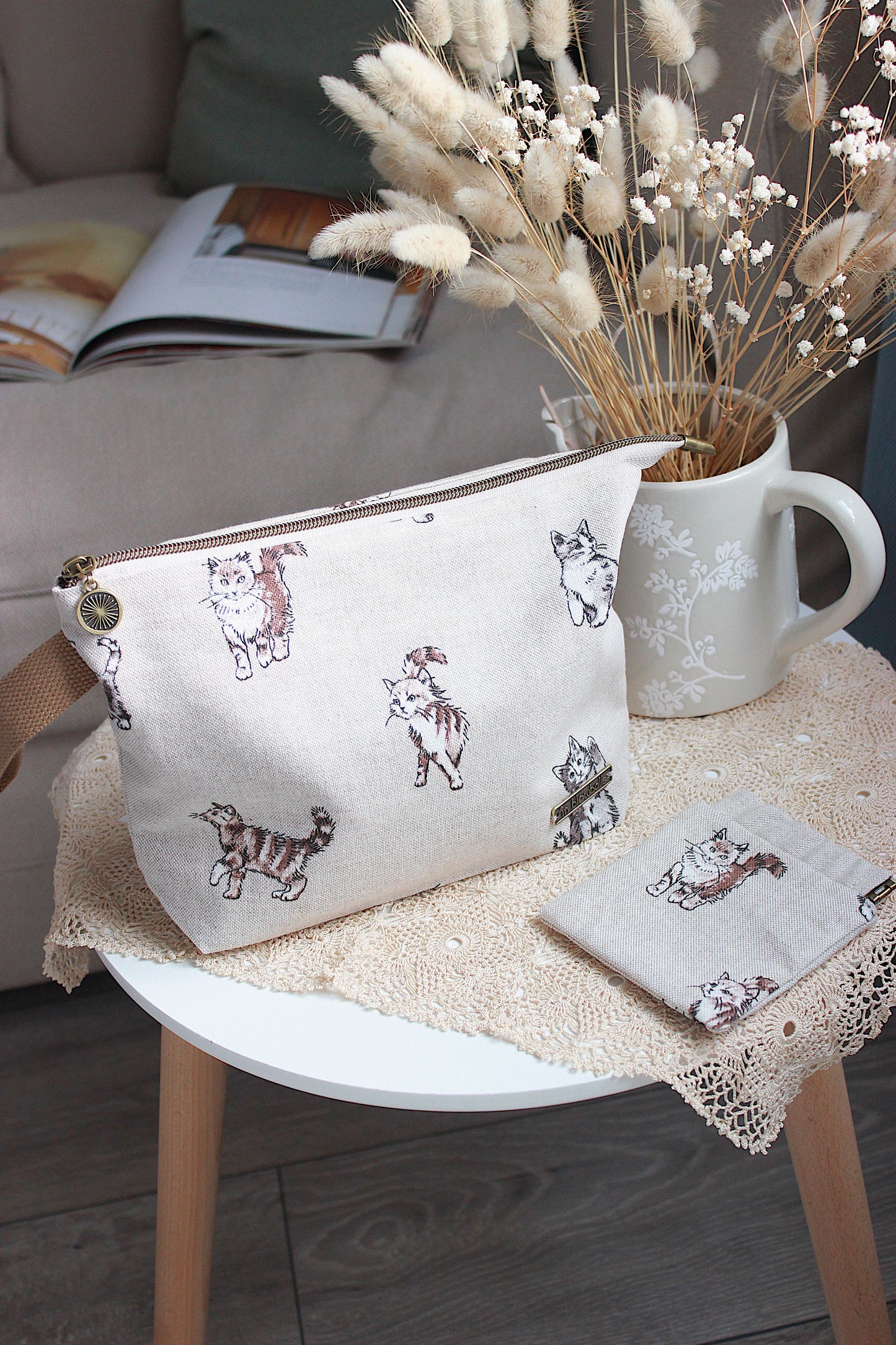 Cats Knitting Project Bag with Built-in DPN Holder & Matching Squeeze Purse | Handmade To Order