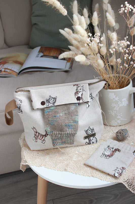 Cats Knitting Project Bag with Built-in DPN Holder & Matching Squeeze Purse | Handmade To Order