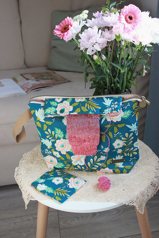 Waterproof Floral Knitting Project Bag with Built-in Needle Holder & Matching Squeeze Purse