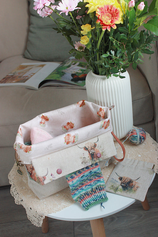 Knitting Project Bag with Built-in 20cm 8” DPN Holder & Matching Squeeze Purse | Highland Cows Printed Digital Canvas Fabric
