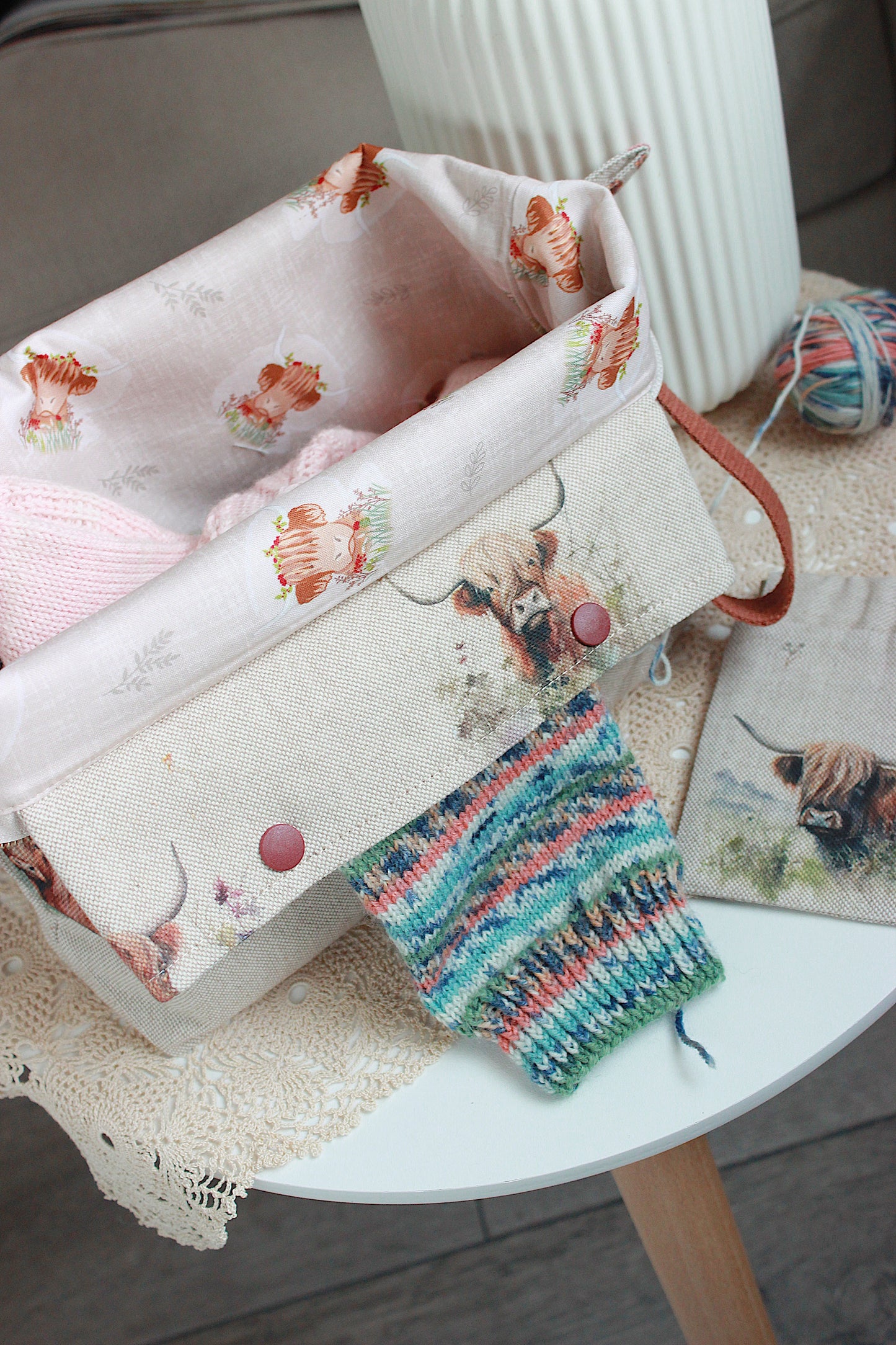 Knitting Project Bag with Built-in 20cm 8” DPN Holder & Matching Squeeze Purse | Highland Cows Printed Digital Canvas Fabric