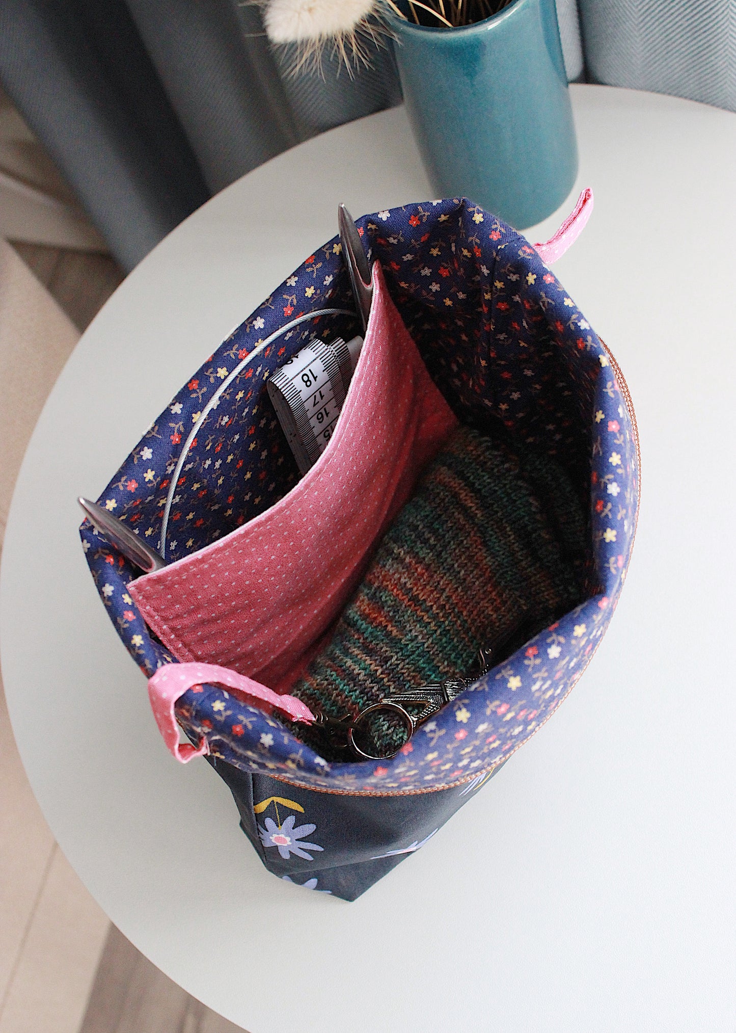 Blue Flowers Waterproof Zipper Pouches