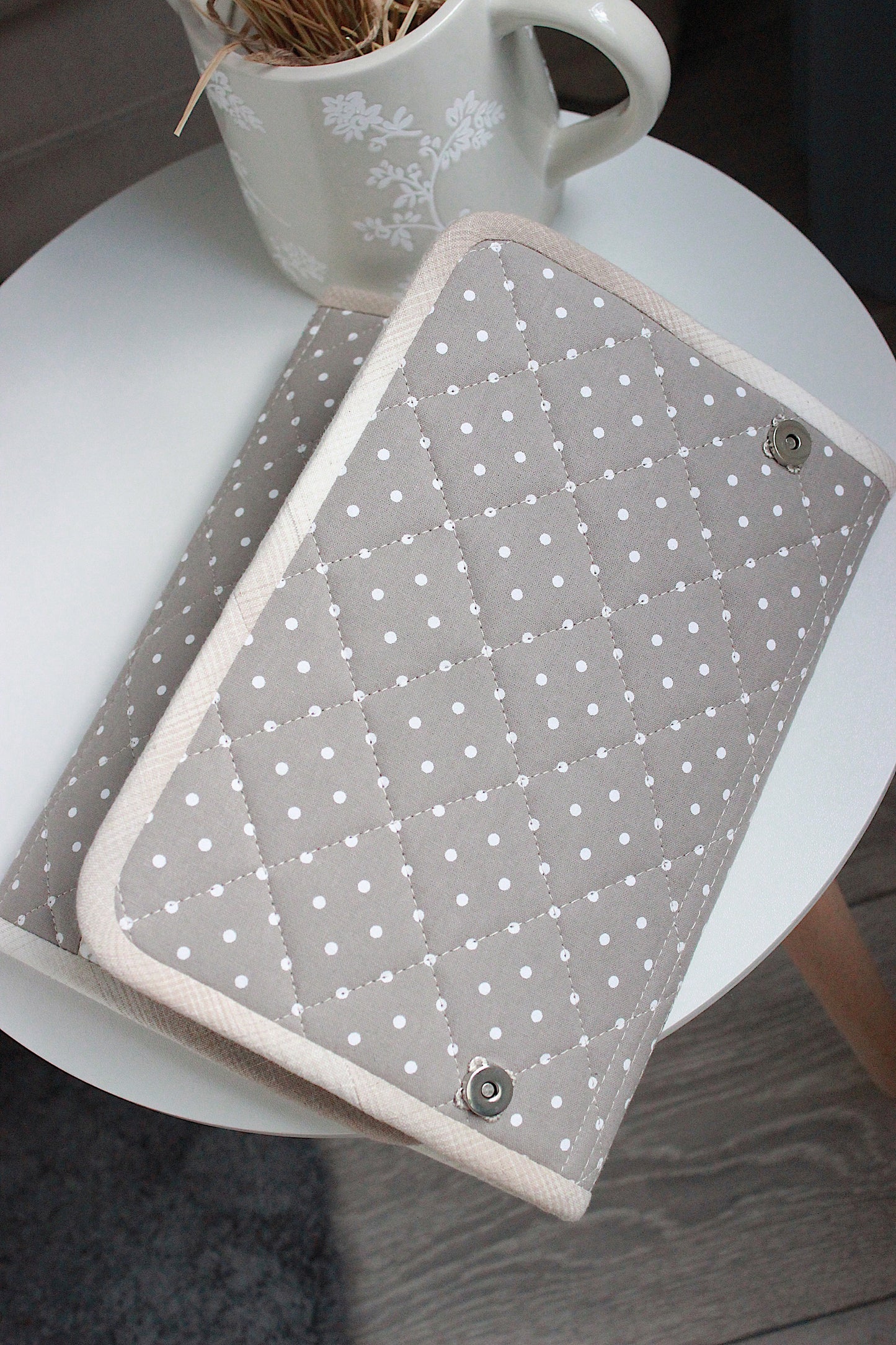 Sheep Allover Folded Knitting Needle Case