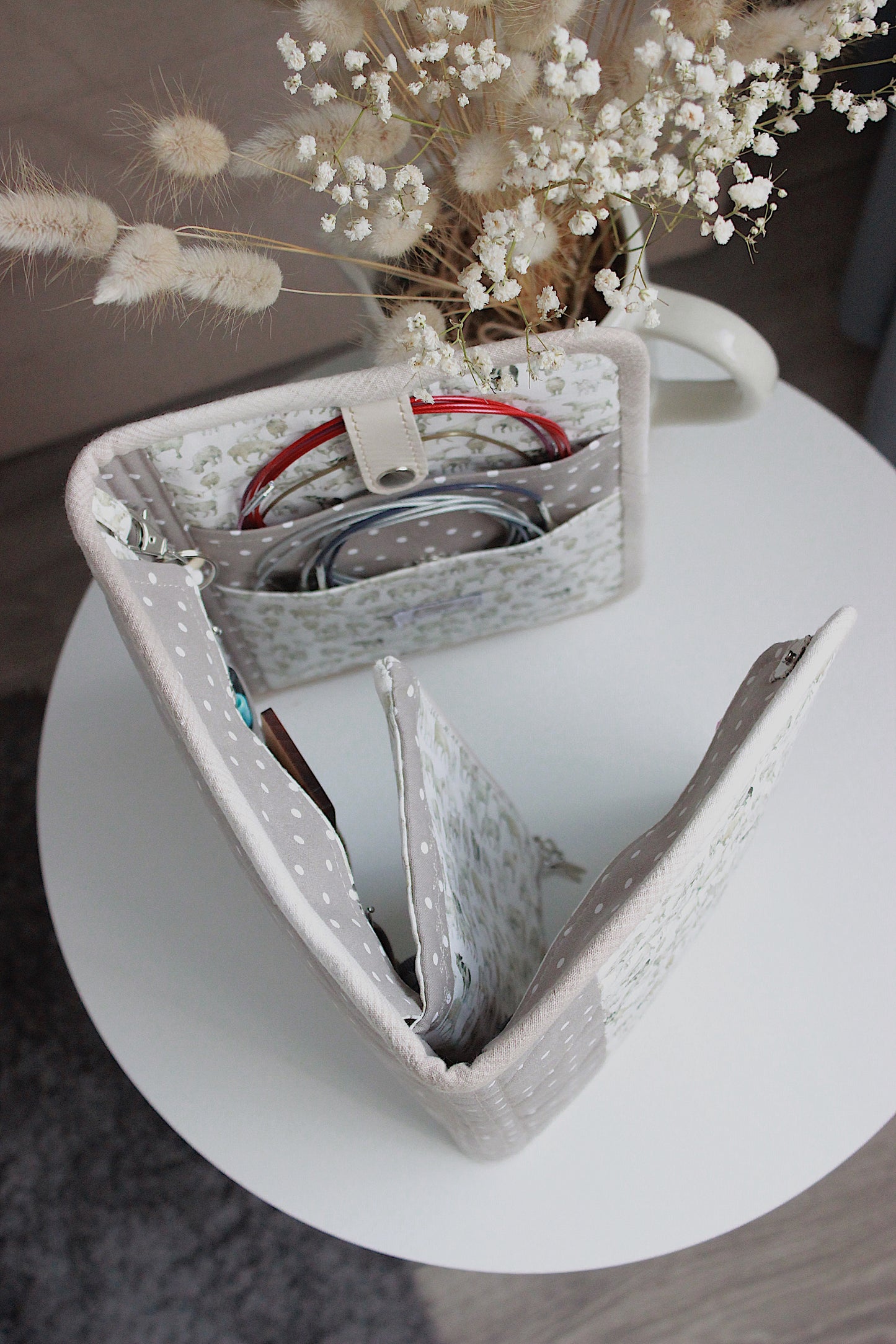 Sheep Allover Folded Knitting Needle Case
