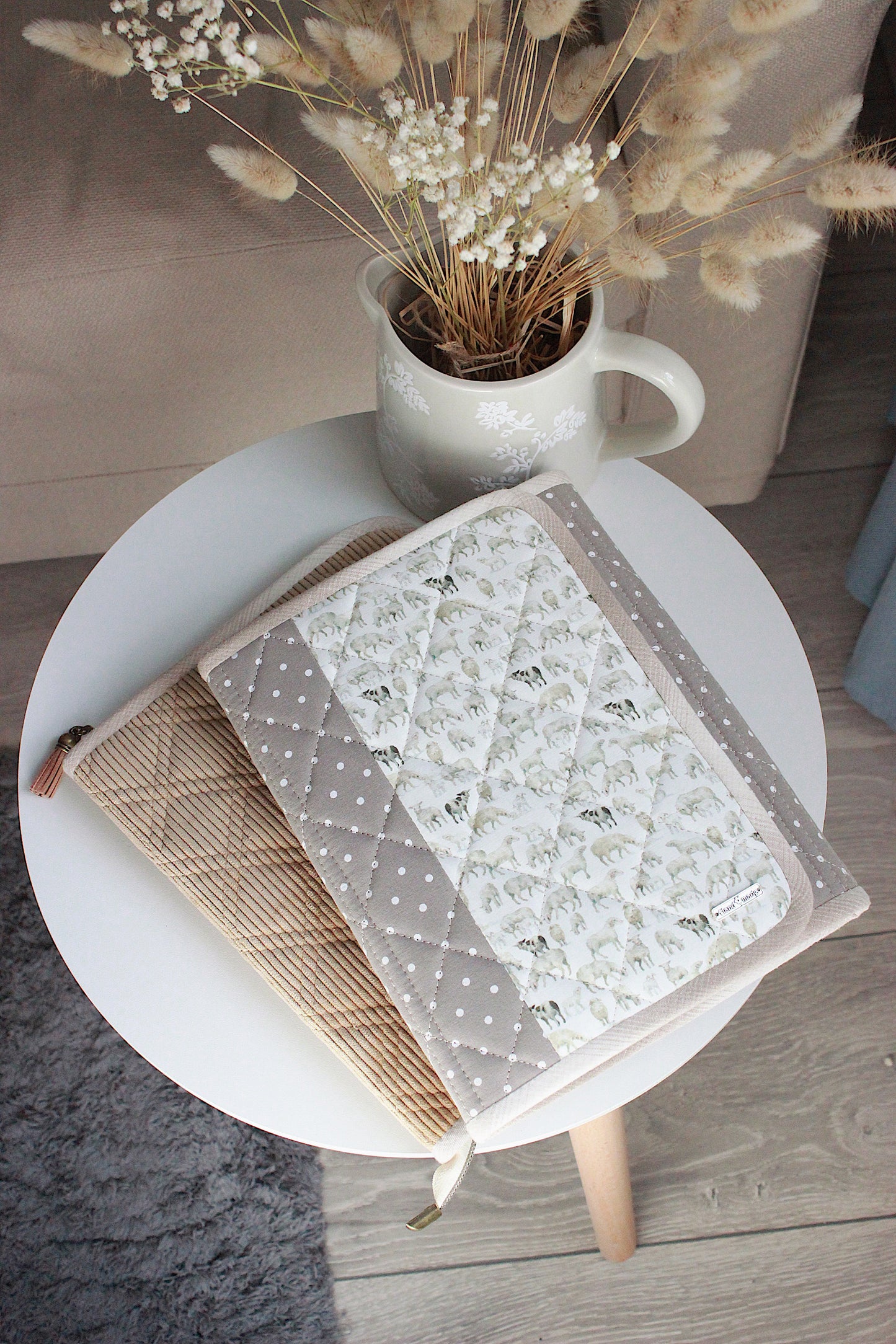 Sheep Allover Folded Knitting Needle Case