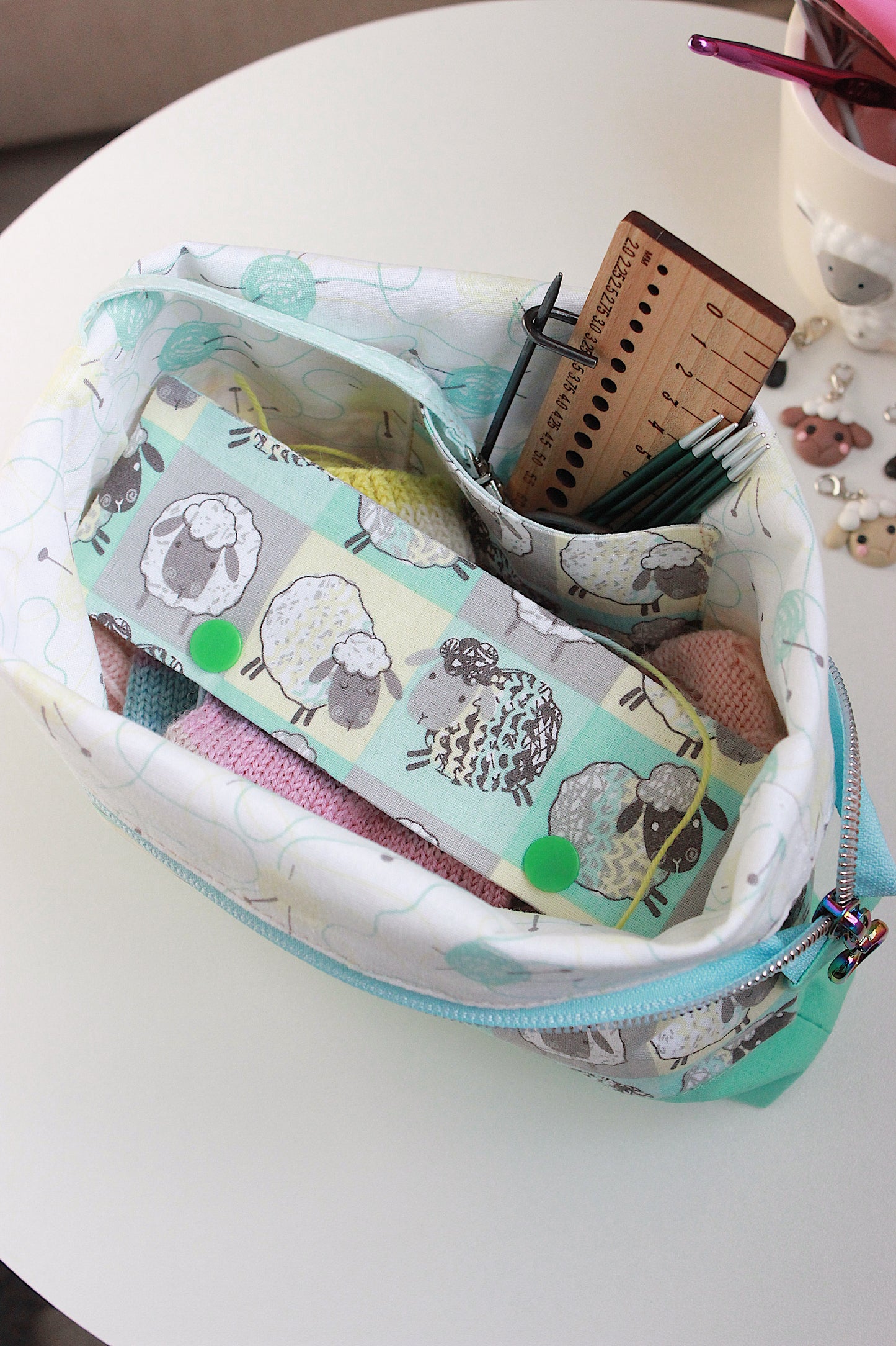 Cheerful Sheep Zipper Project Bag & Pouch