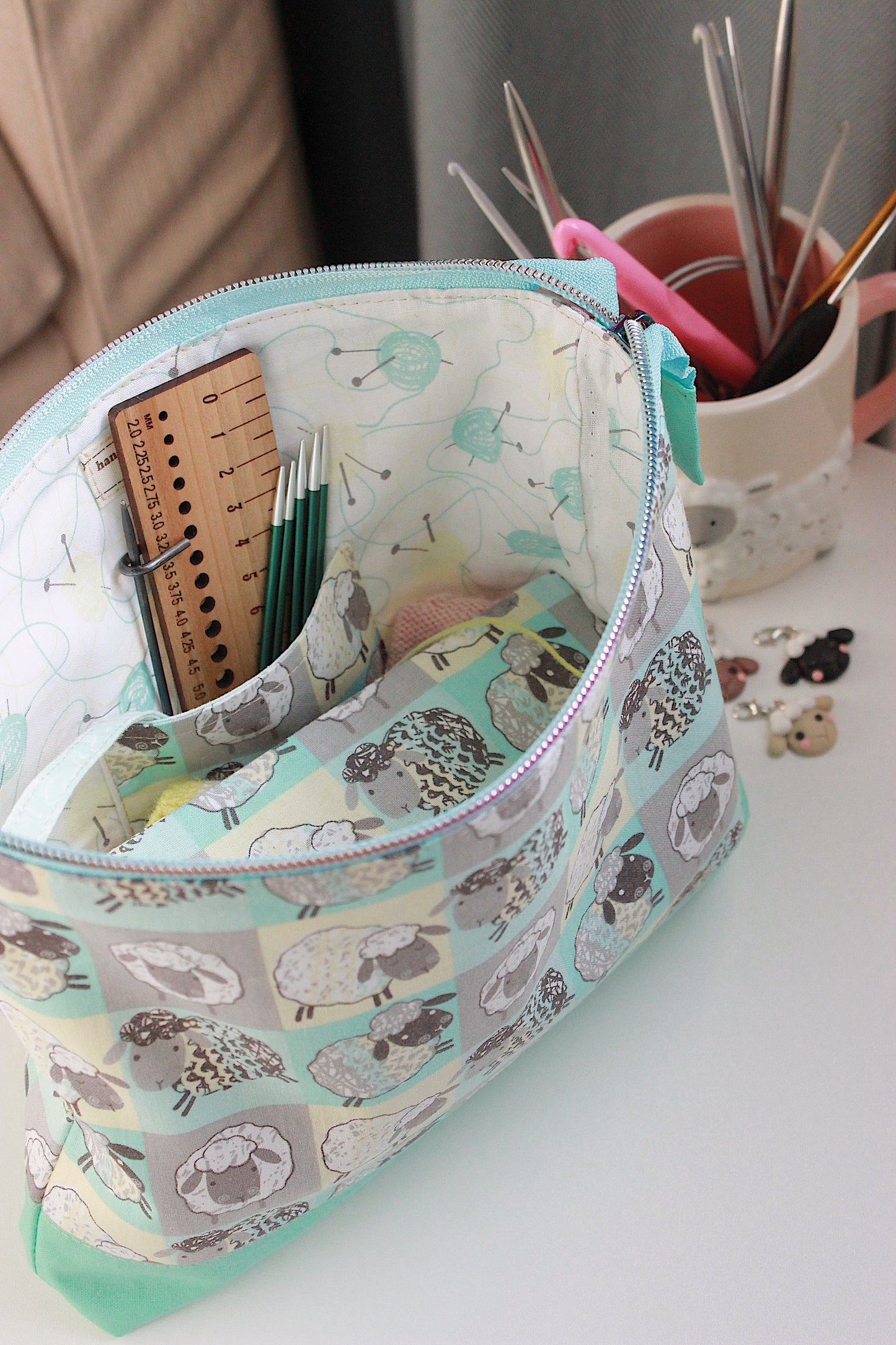 Cheerful Sheep Zipper Project Bag & Pouch