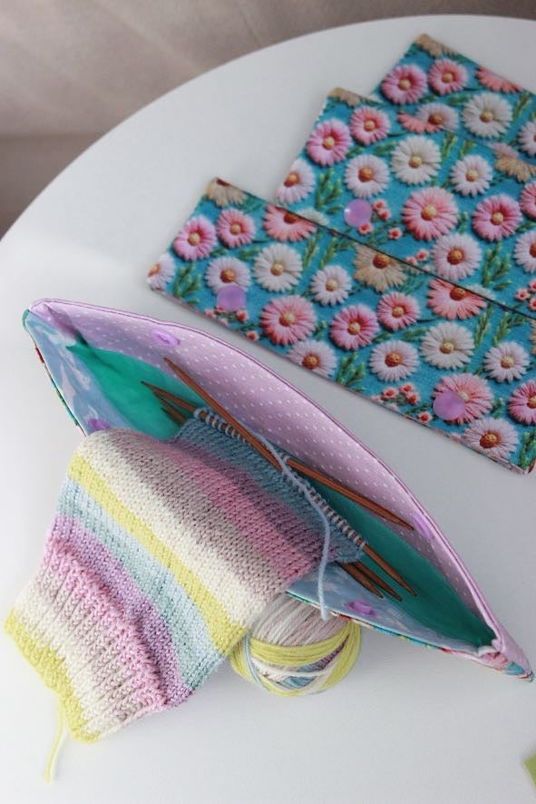 Embroidery Look Floral DPN/Crochet Hook Holder with Lace